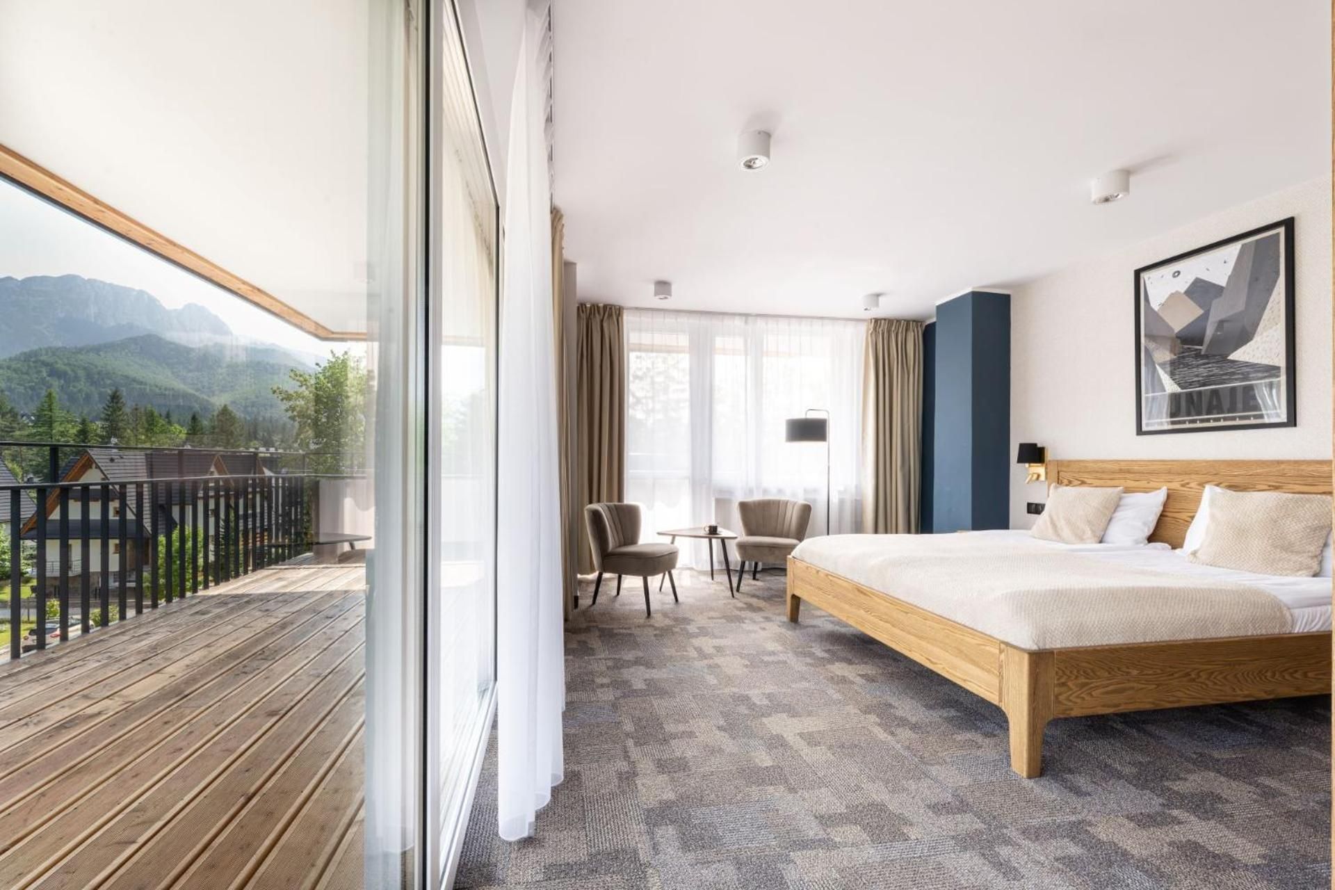 Deluxe Double Room with Balcony