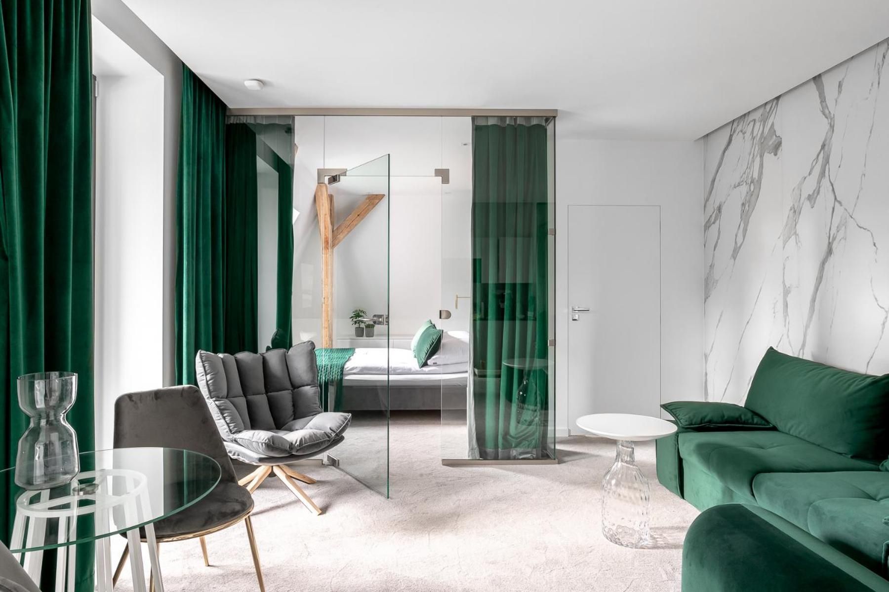 Standard Double Suite