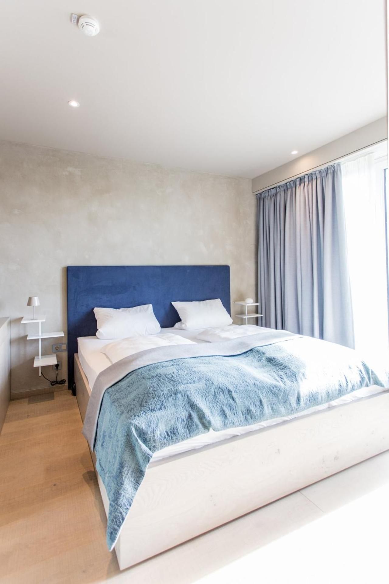 Suite with Waterbed