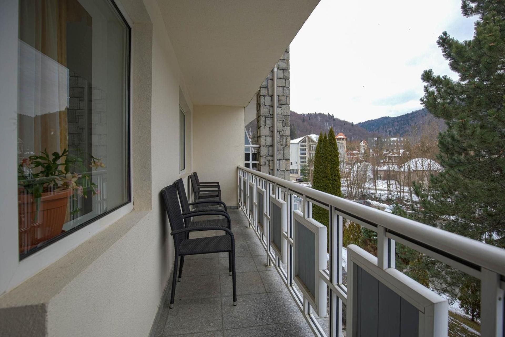 Apartment with Balcony