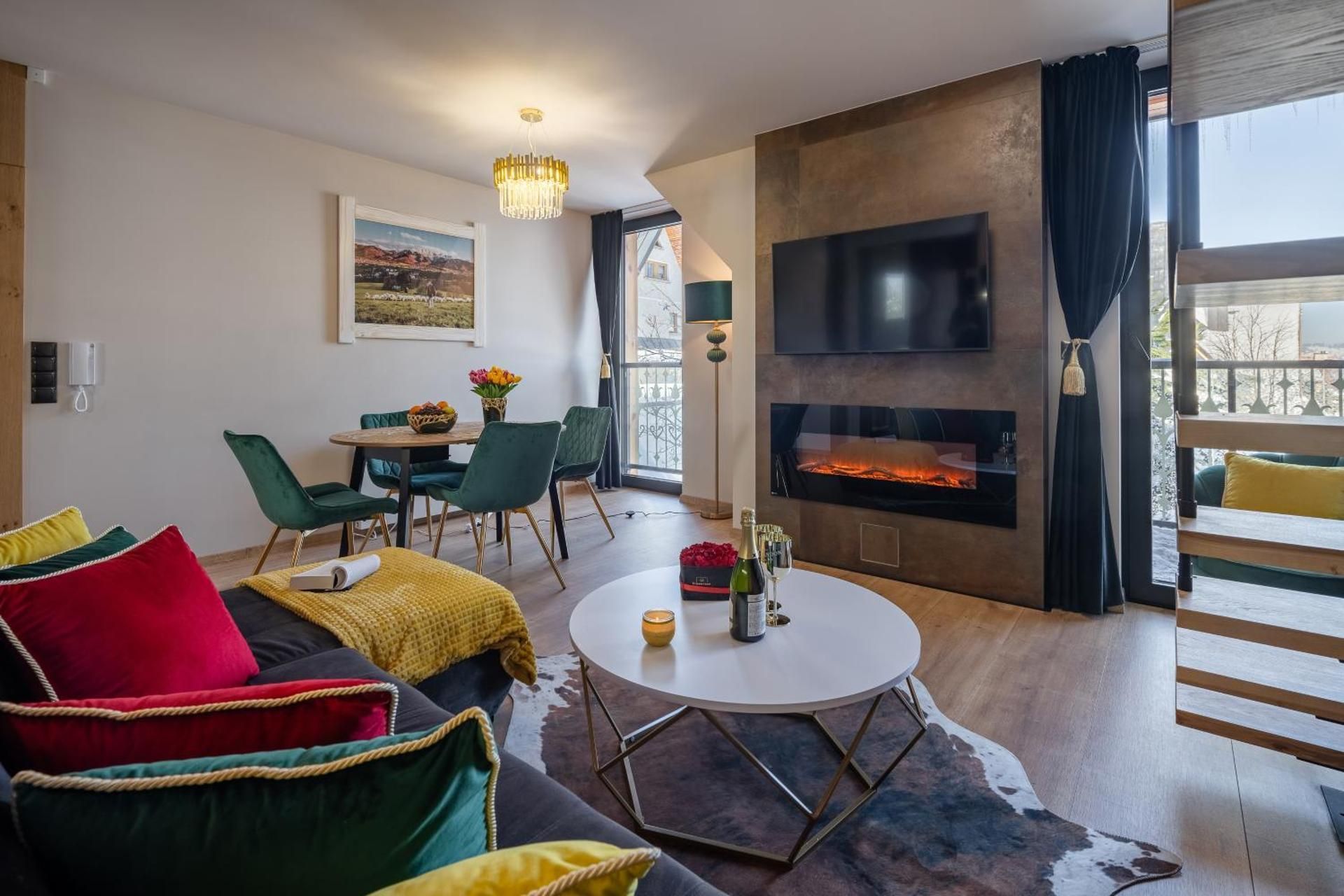 Maisonette with Balcony 8