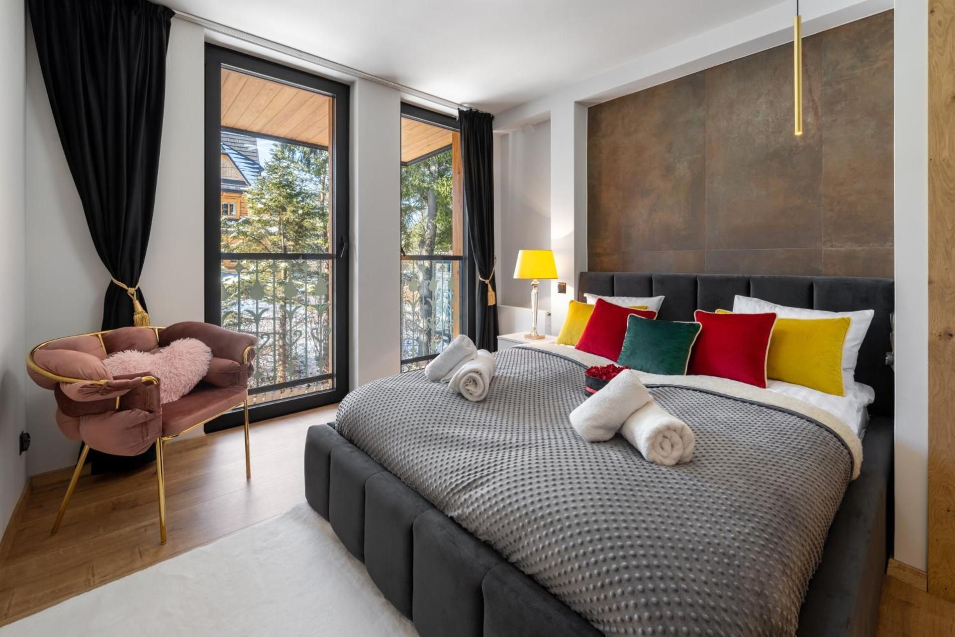 Maisonette with Balcony 7