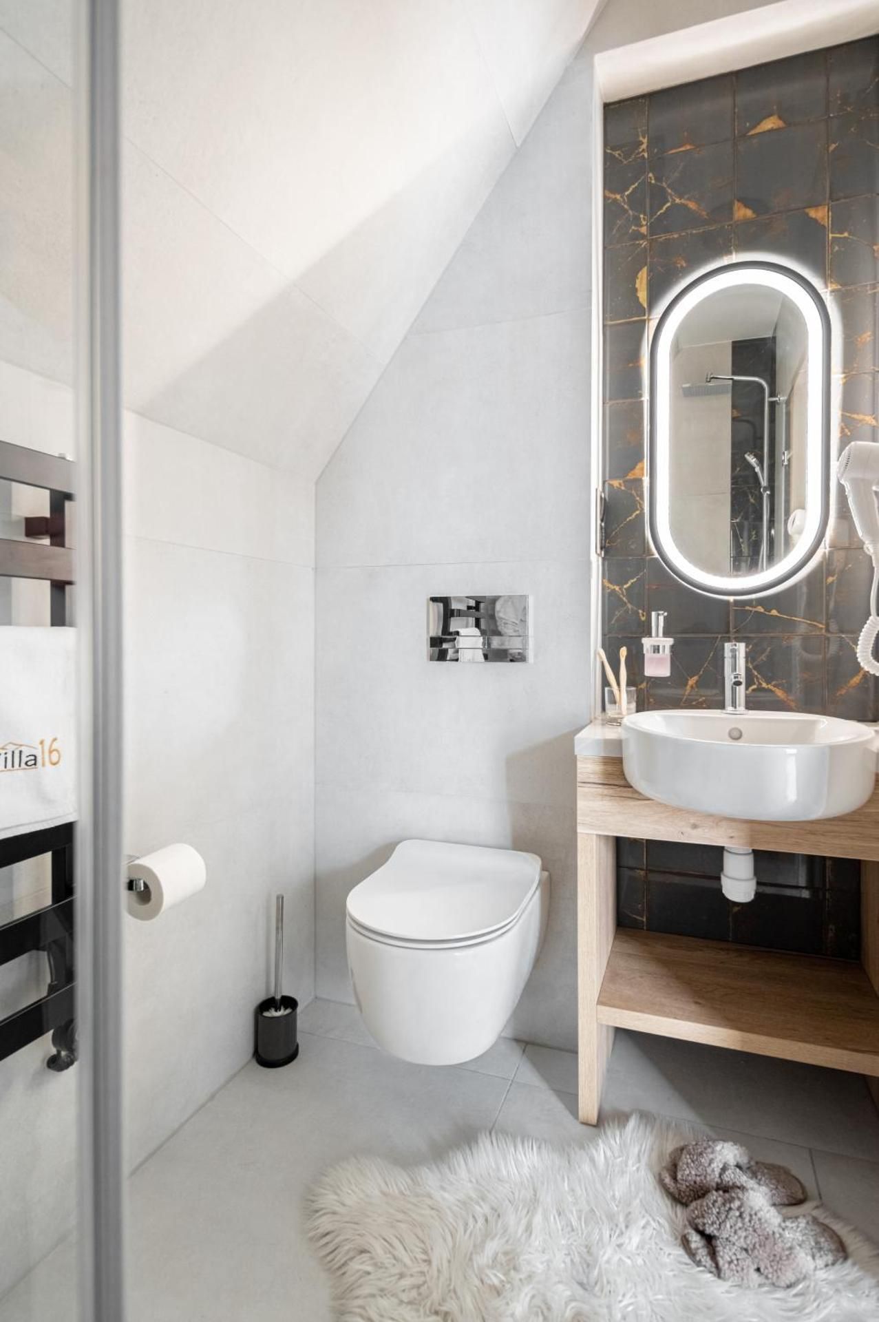 One-Bedroom Apartment with Extra bed