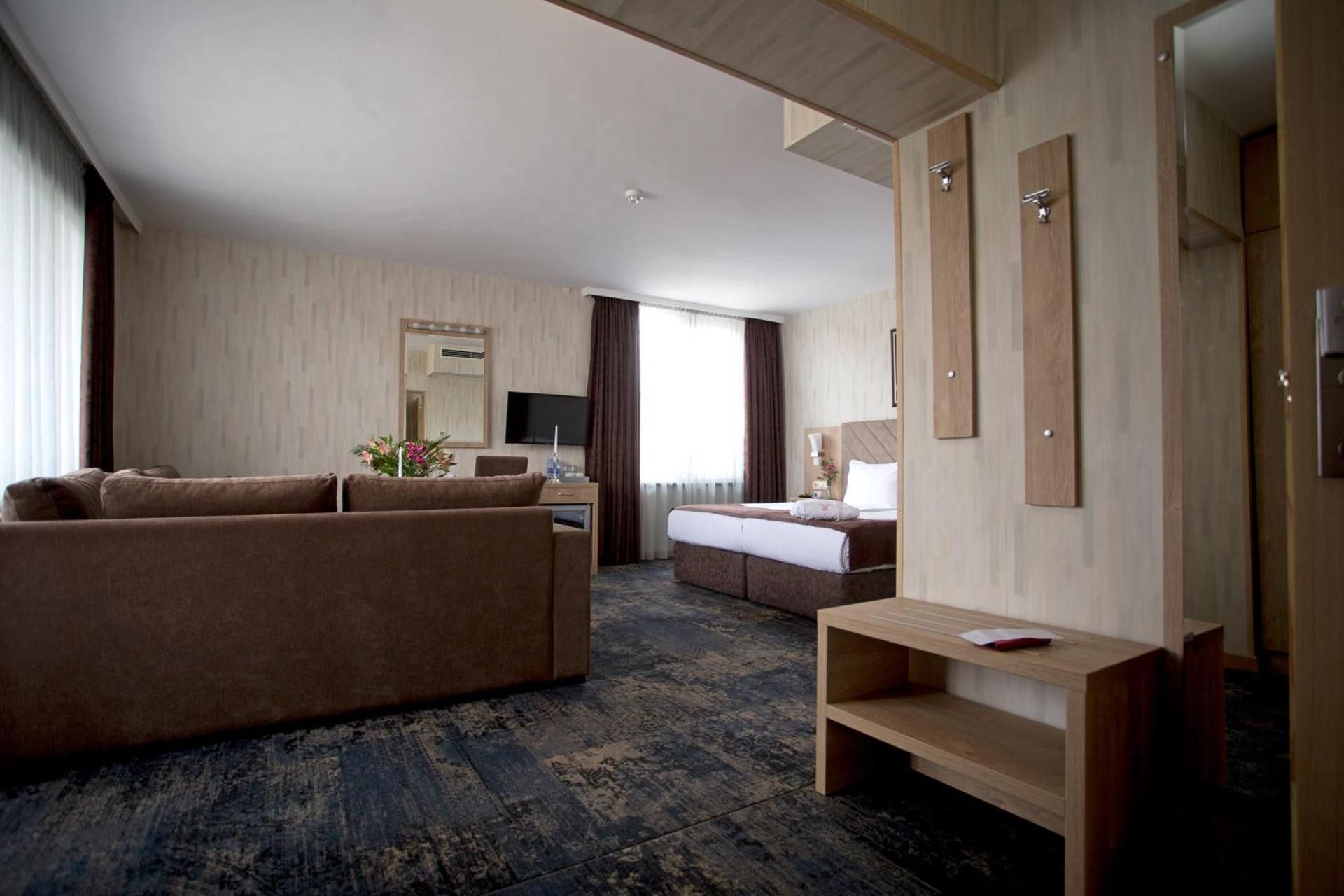 Deluxe Junior Suite with Balcony