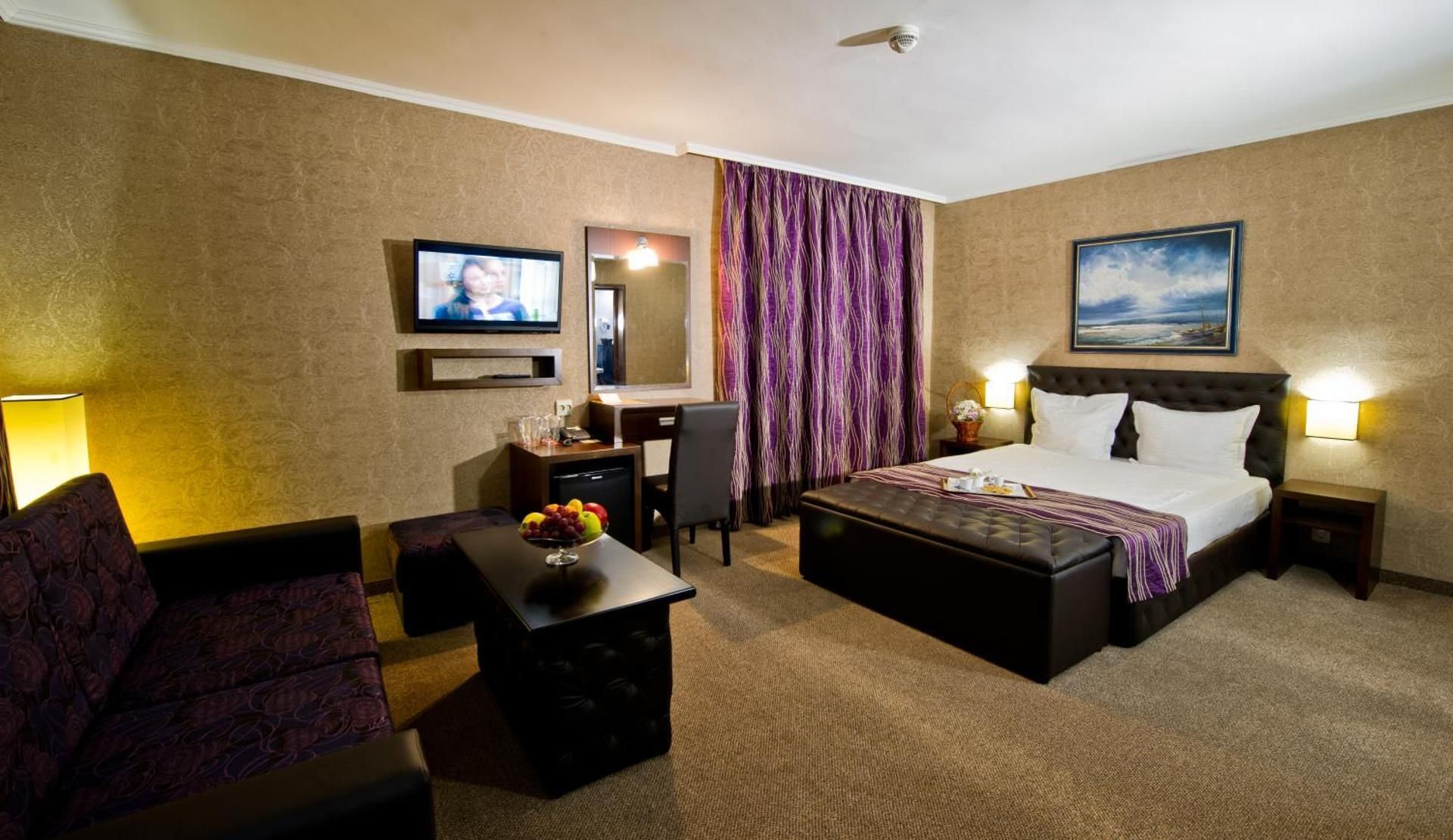 Junior Suite with Balcony