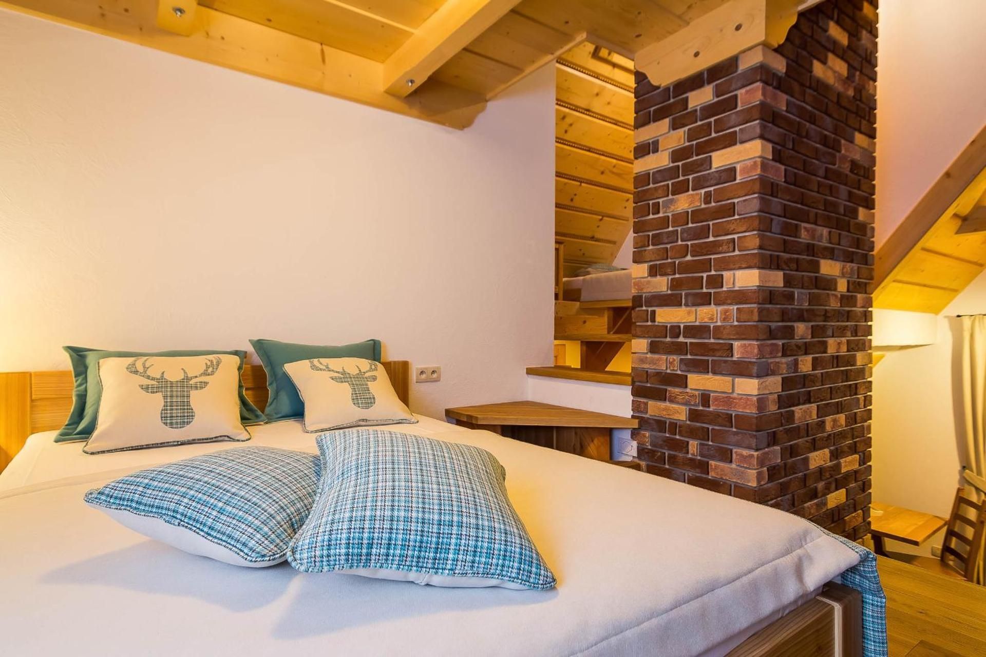 Apartment with Mezzanine and Mountain View