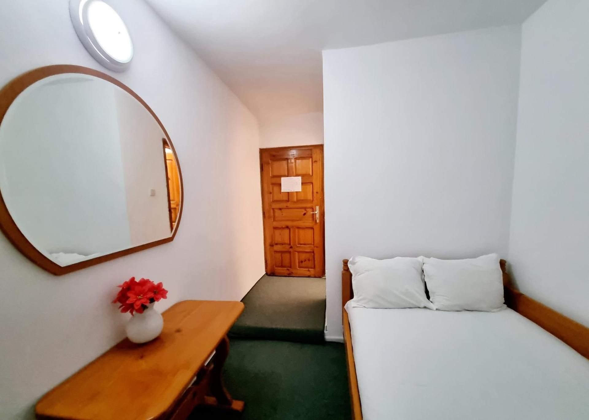 Single Room with Terrace