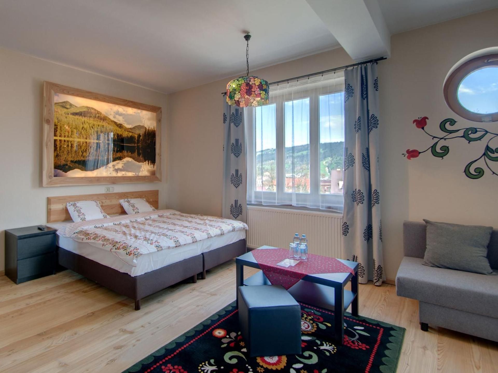 double room with sofa bed