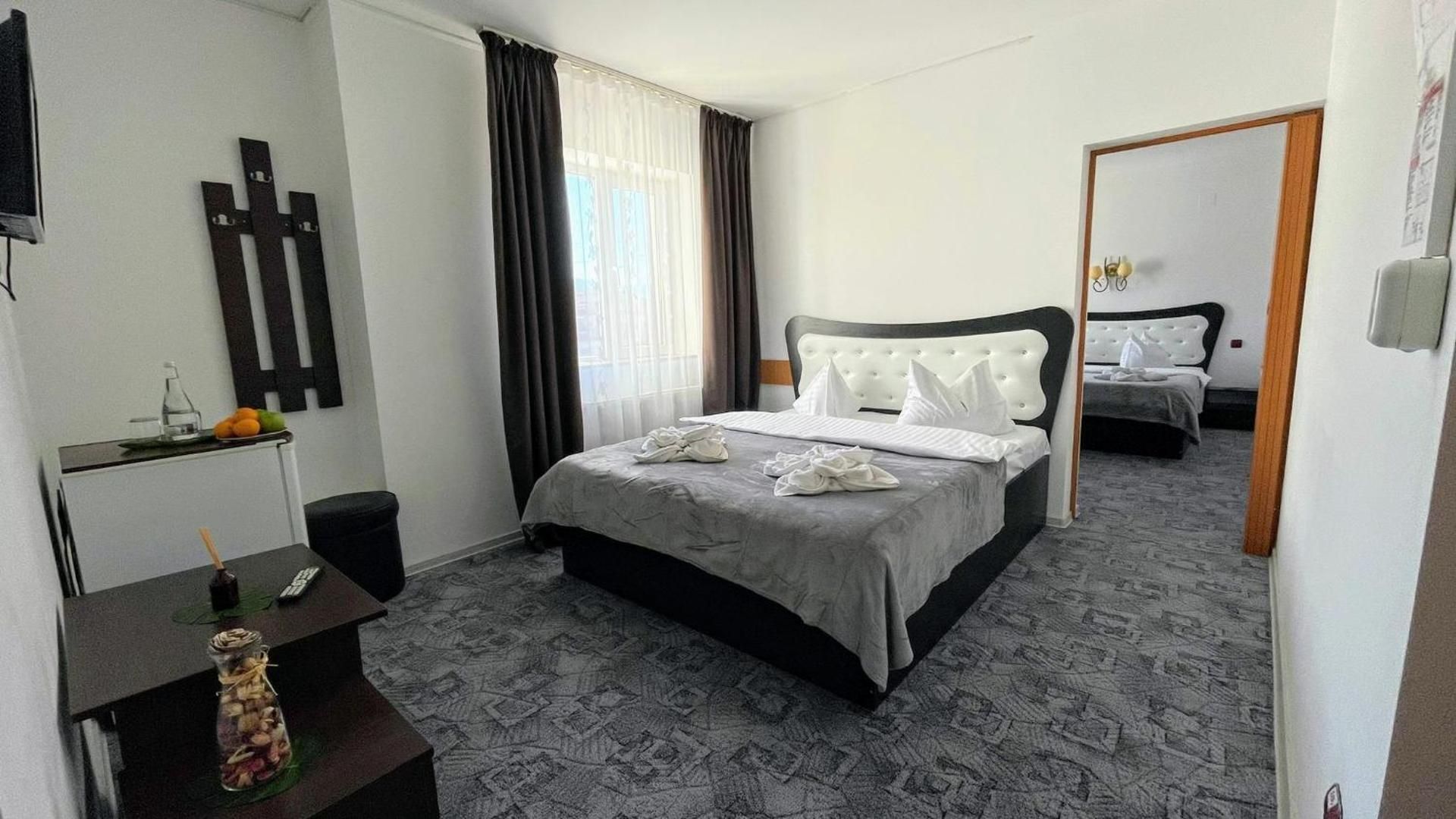 Quadruple Room with Mountain View