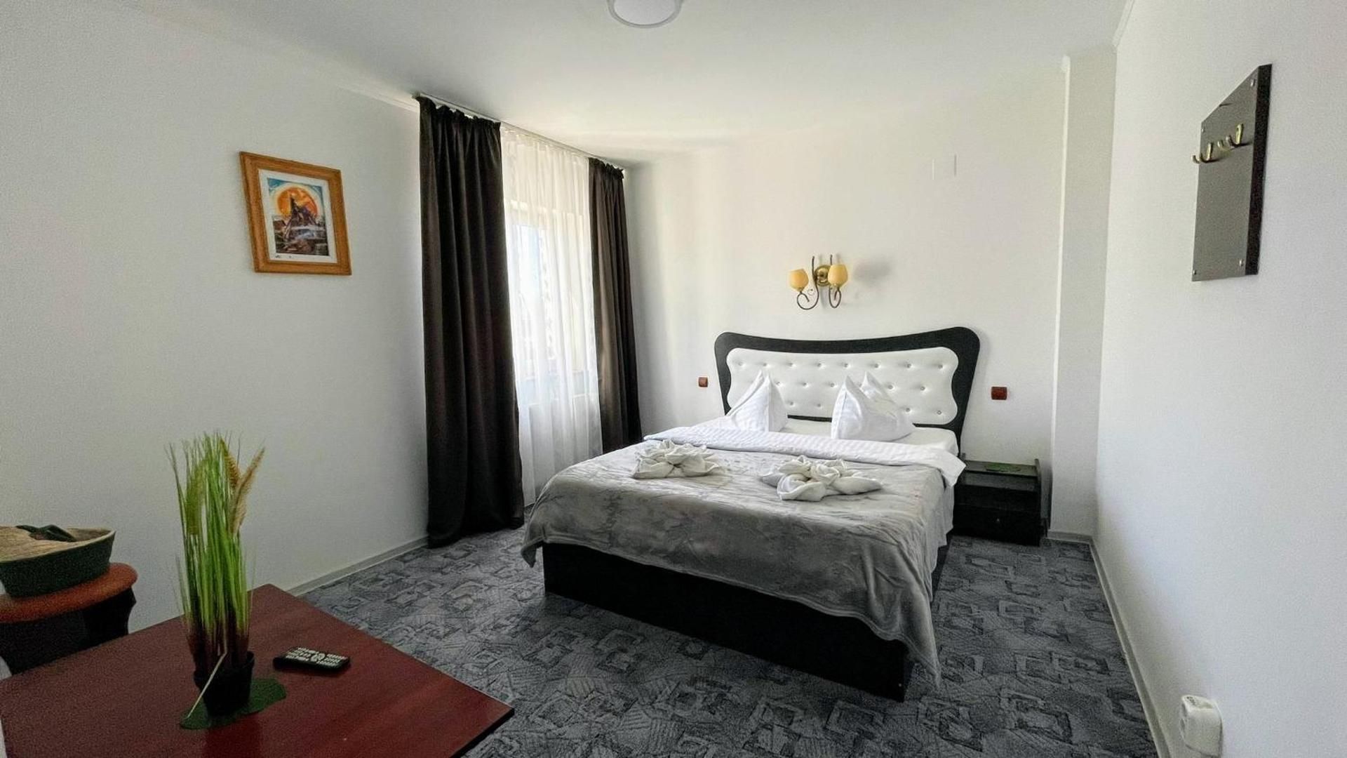 Quadruple Room with Mountain View