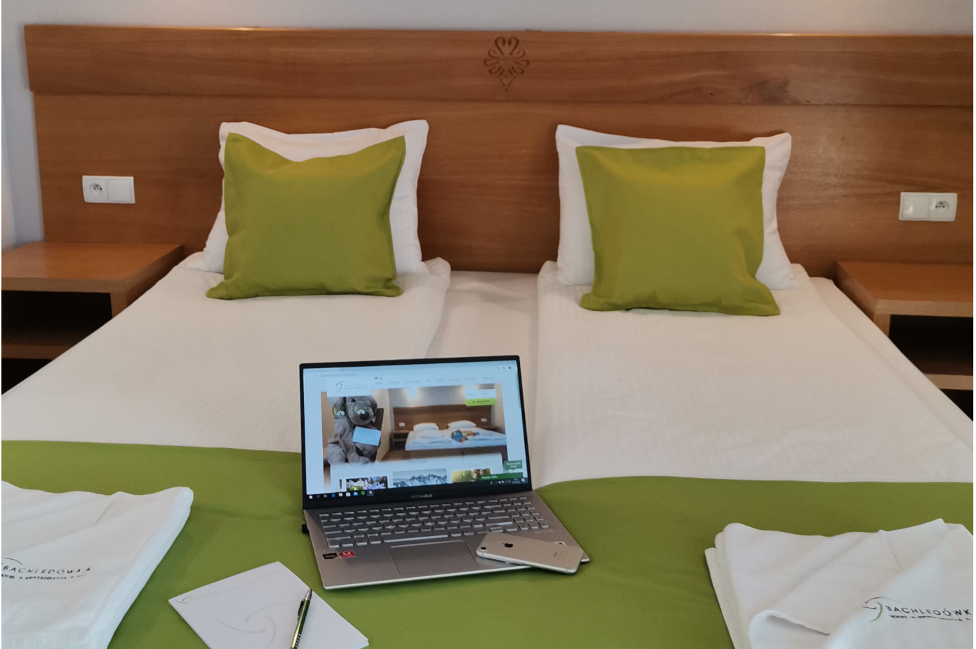 Single - Non-Smoking