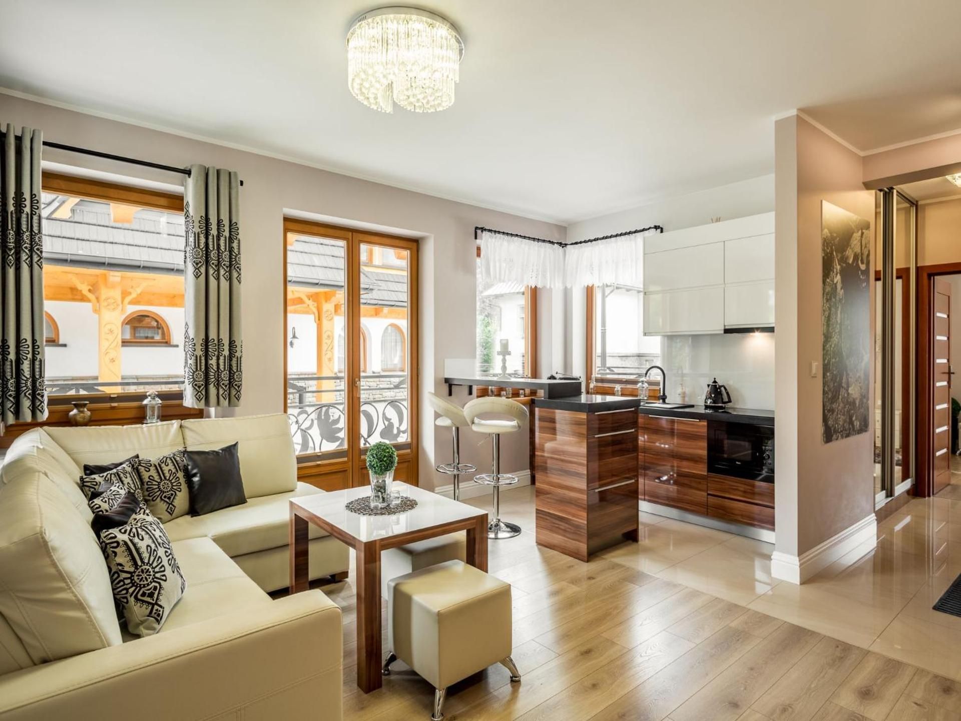 Deluxe One-Bedroom Apartment with Terrace 6B