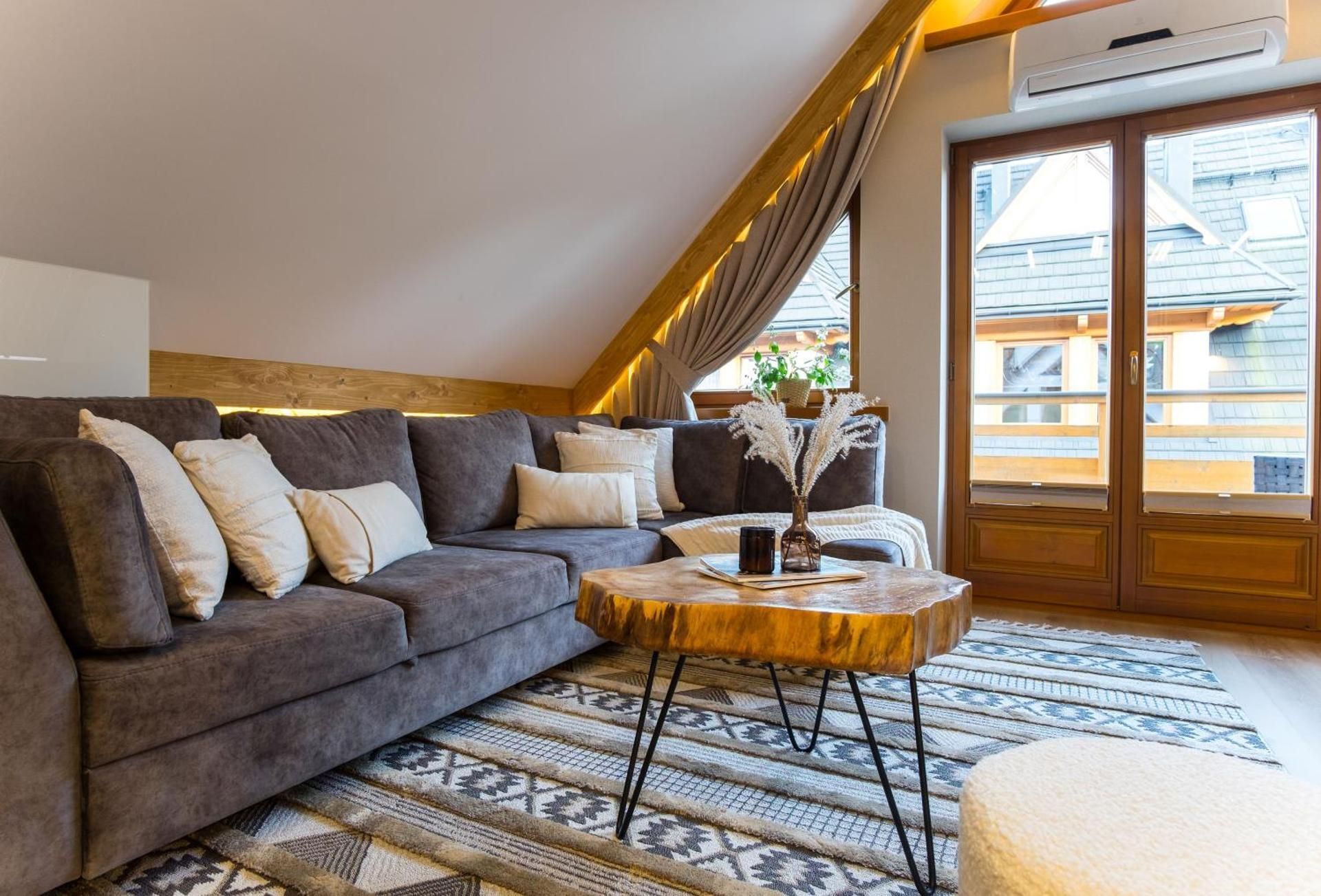 Superior Apartment