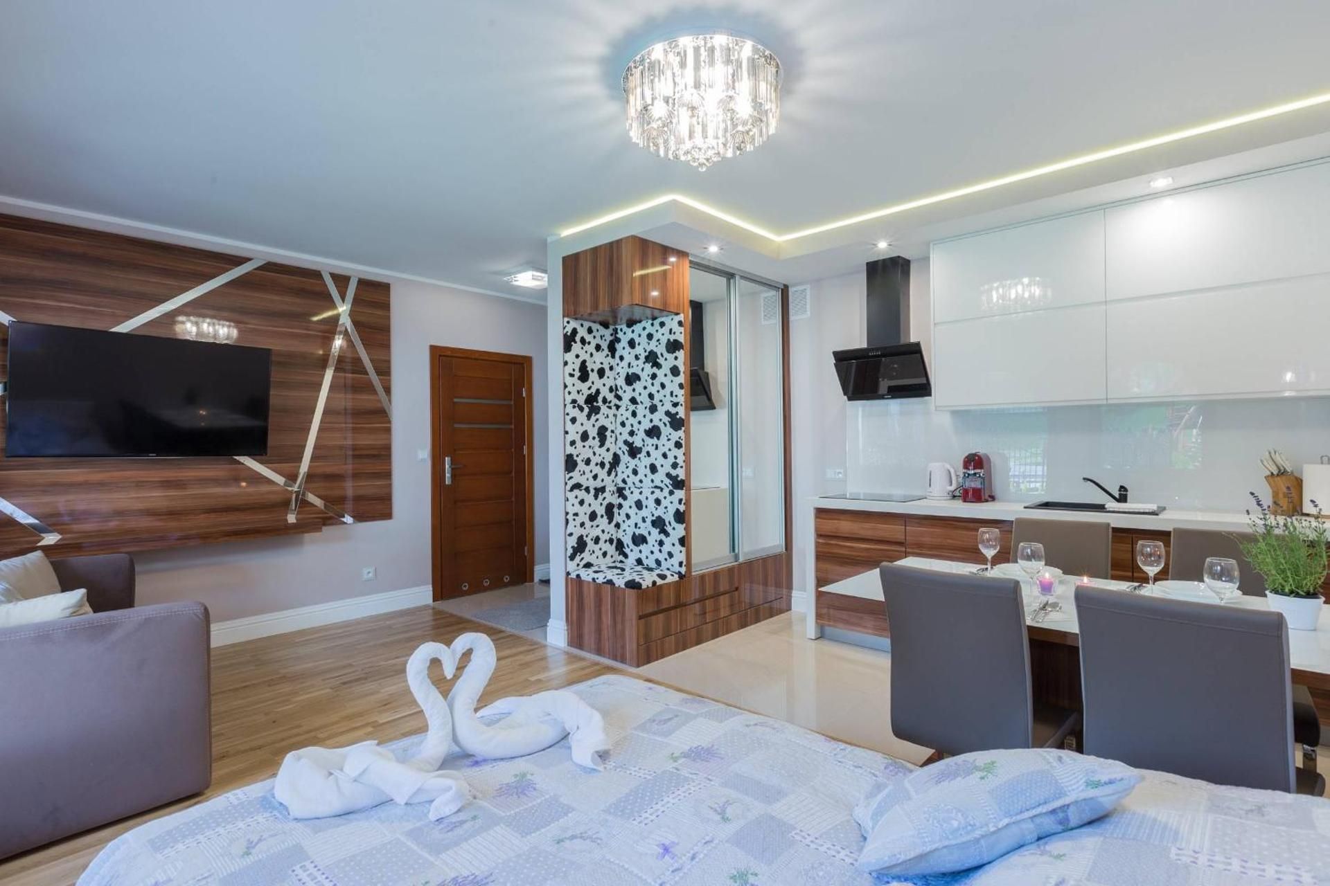 Studio Apartment building C
