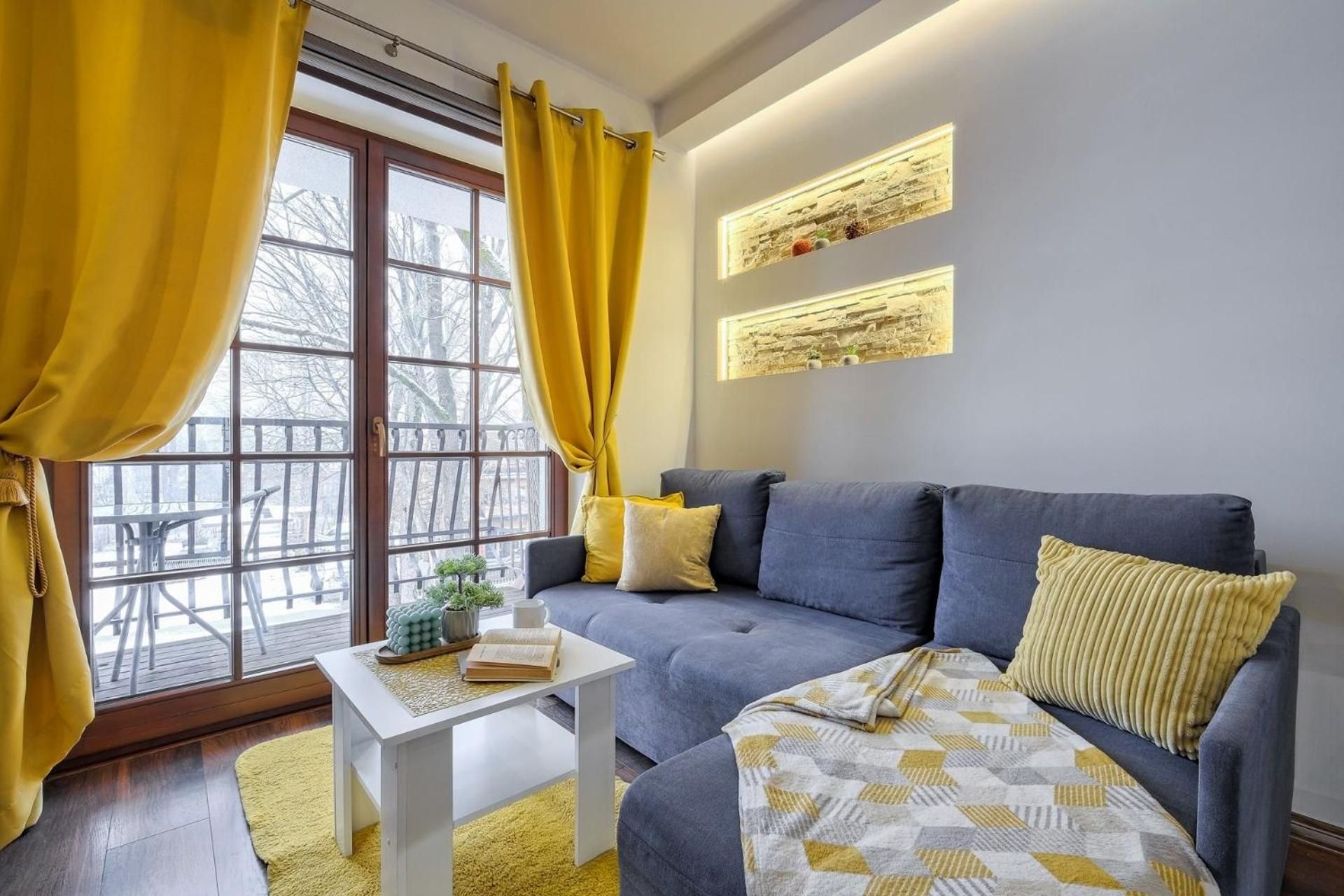 One-Bedroom Apartment with Balcony and Mountain View