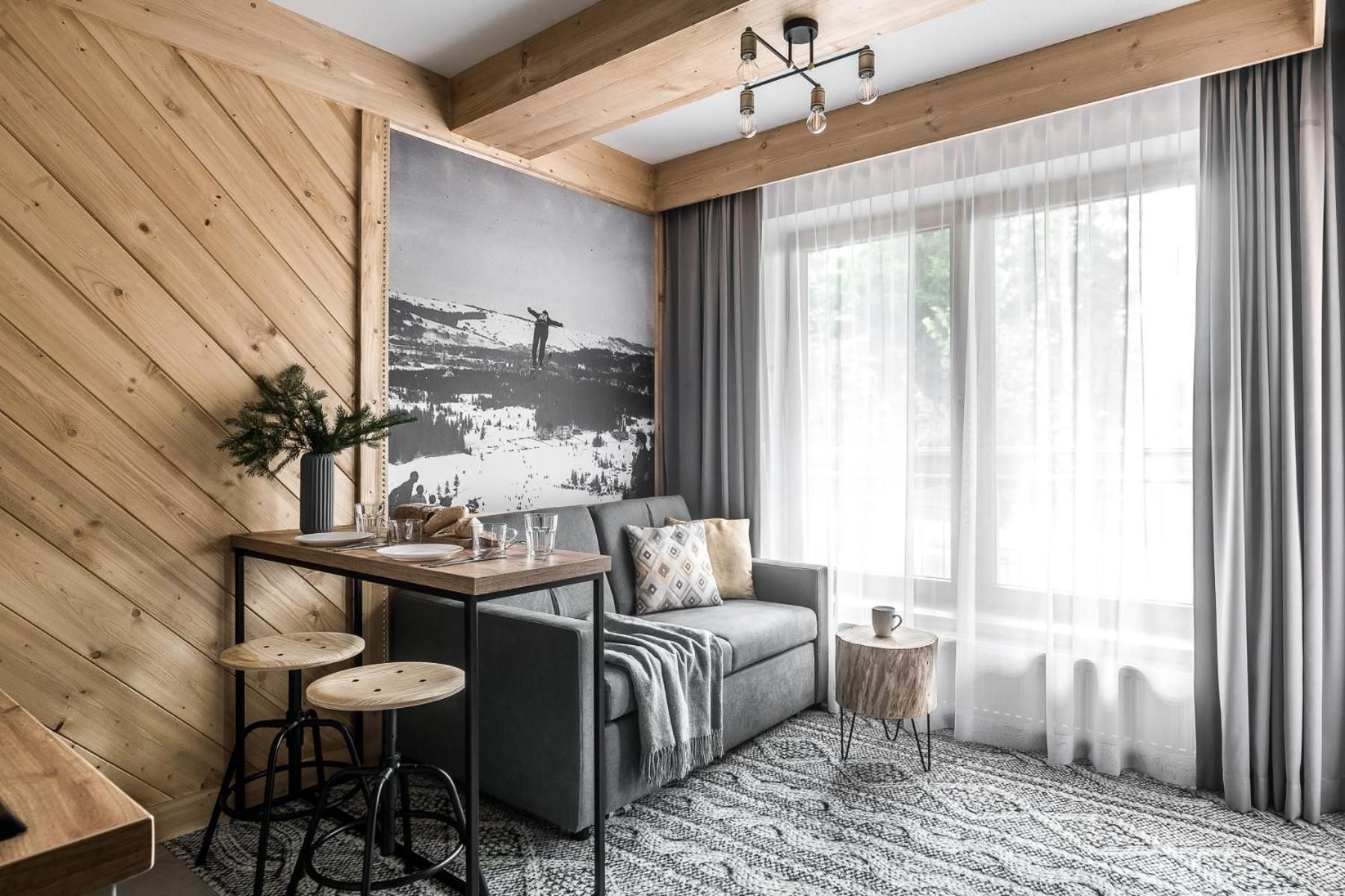 Deluxe Apartment