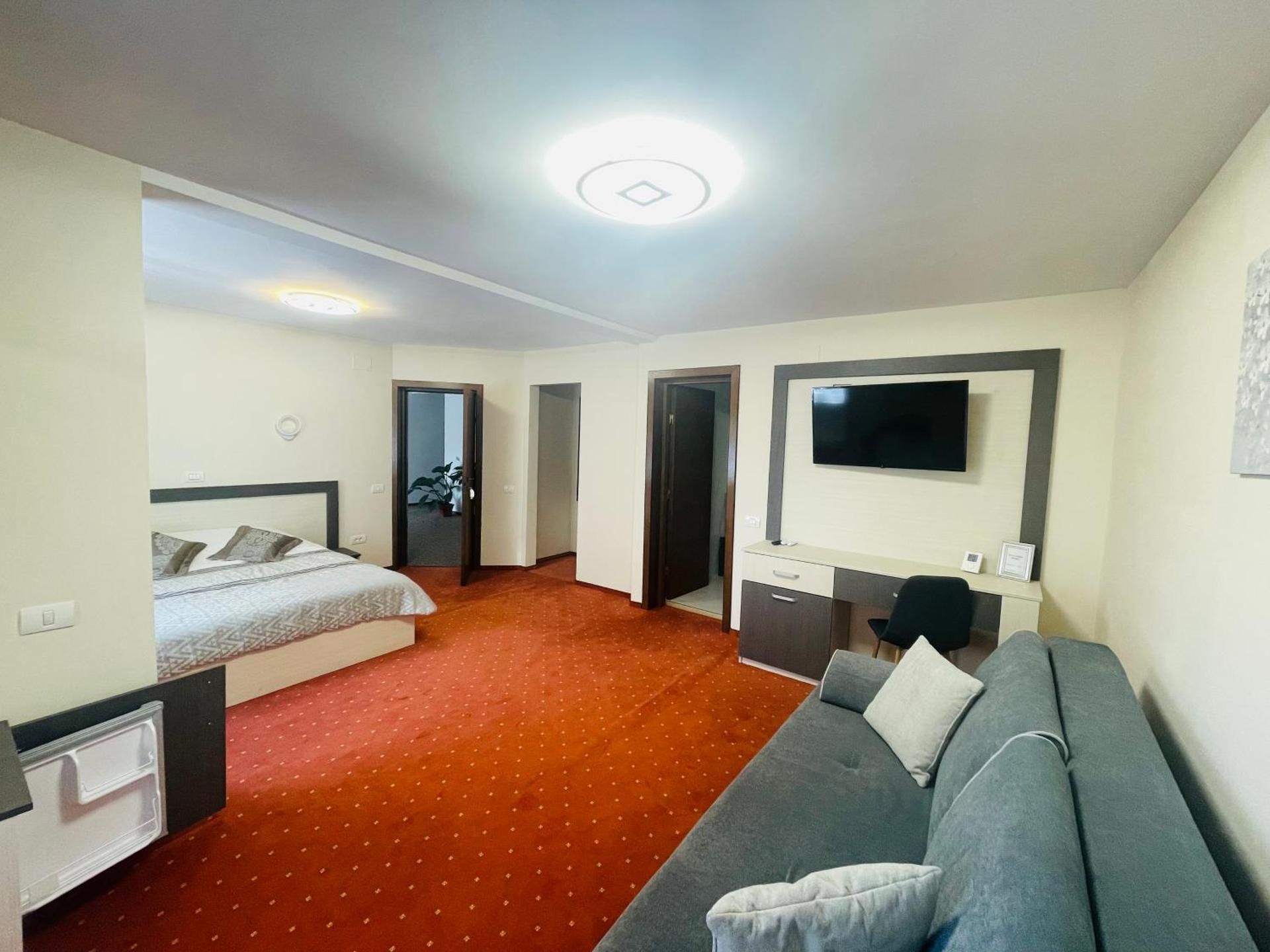 Double Room with Mountain View