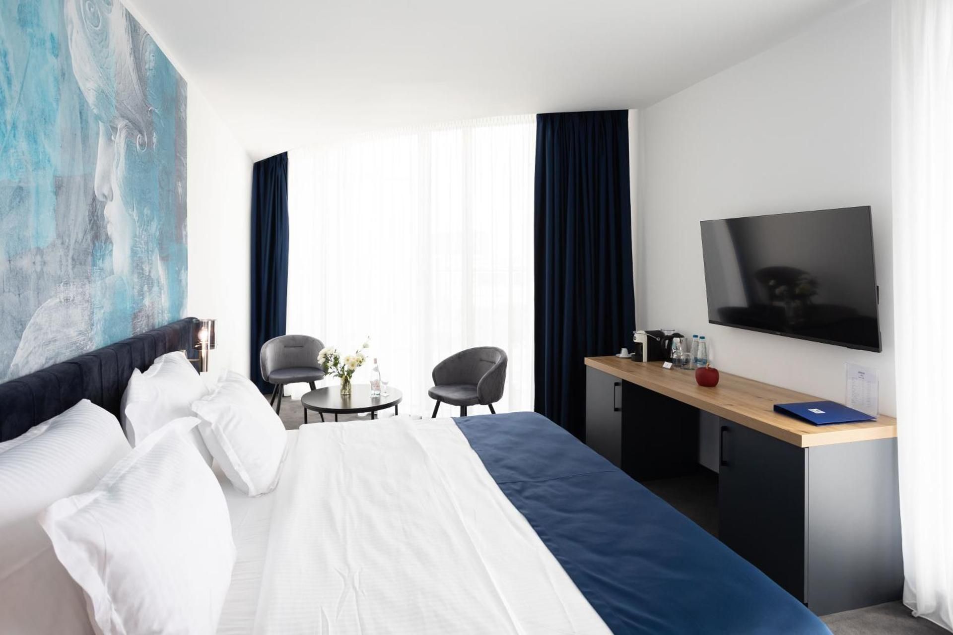 Premium Room