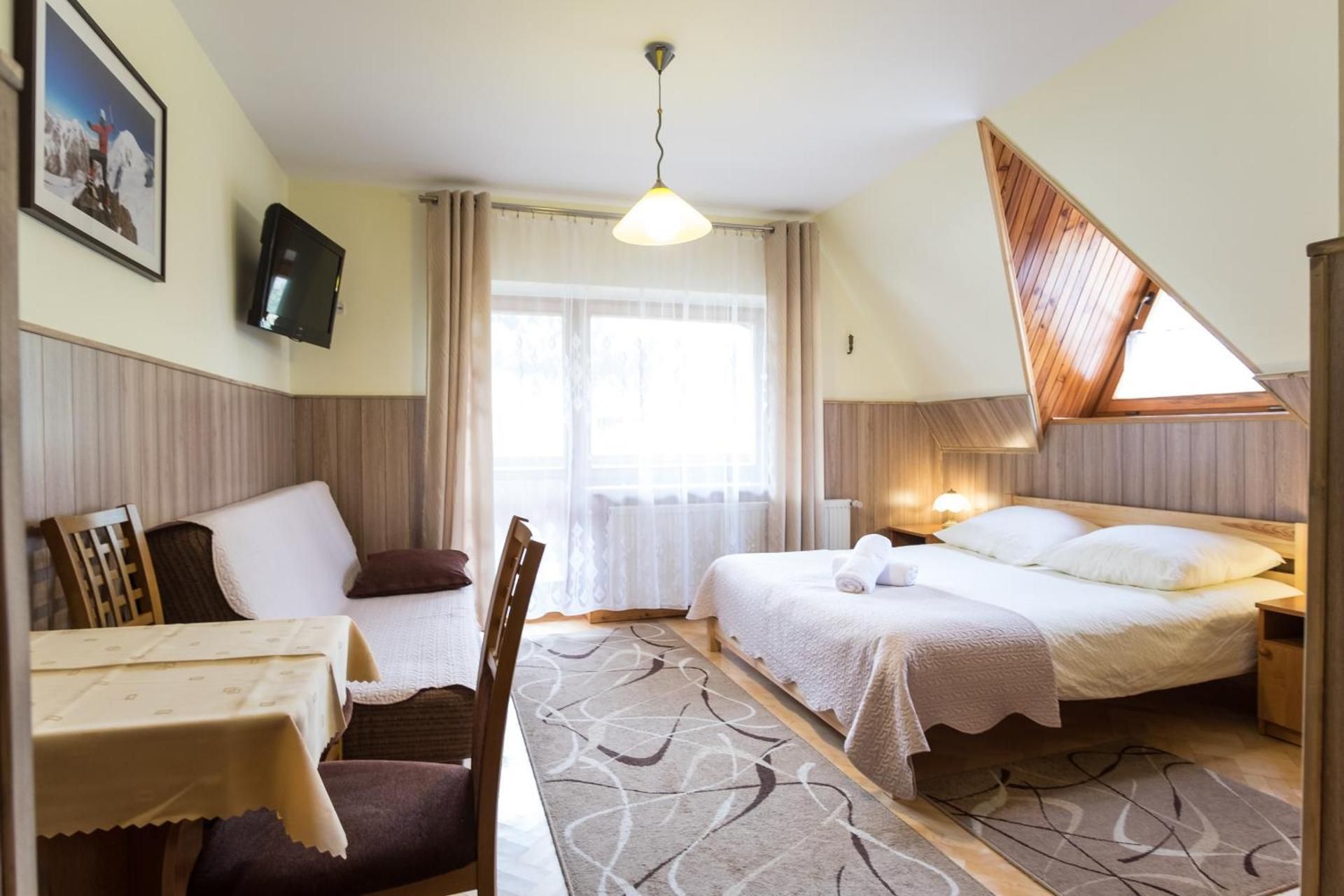 Triple Room with Mountain View
