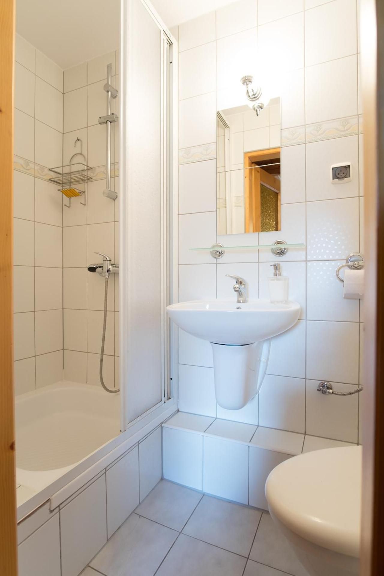Small Single Room