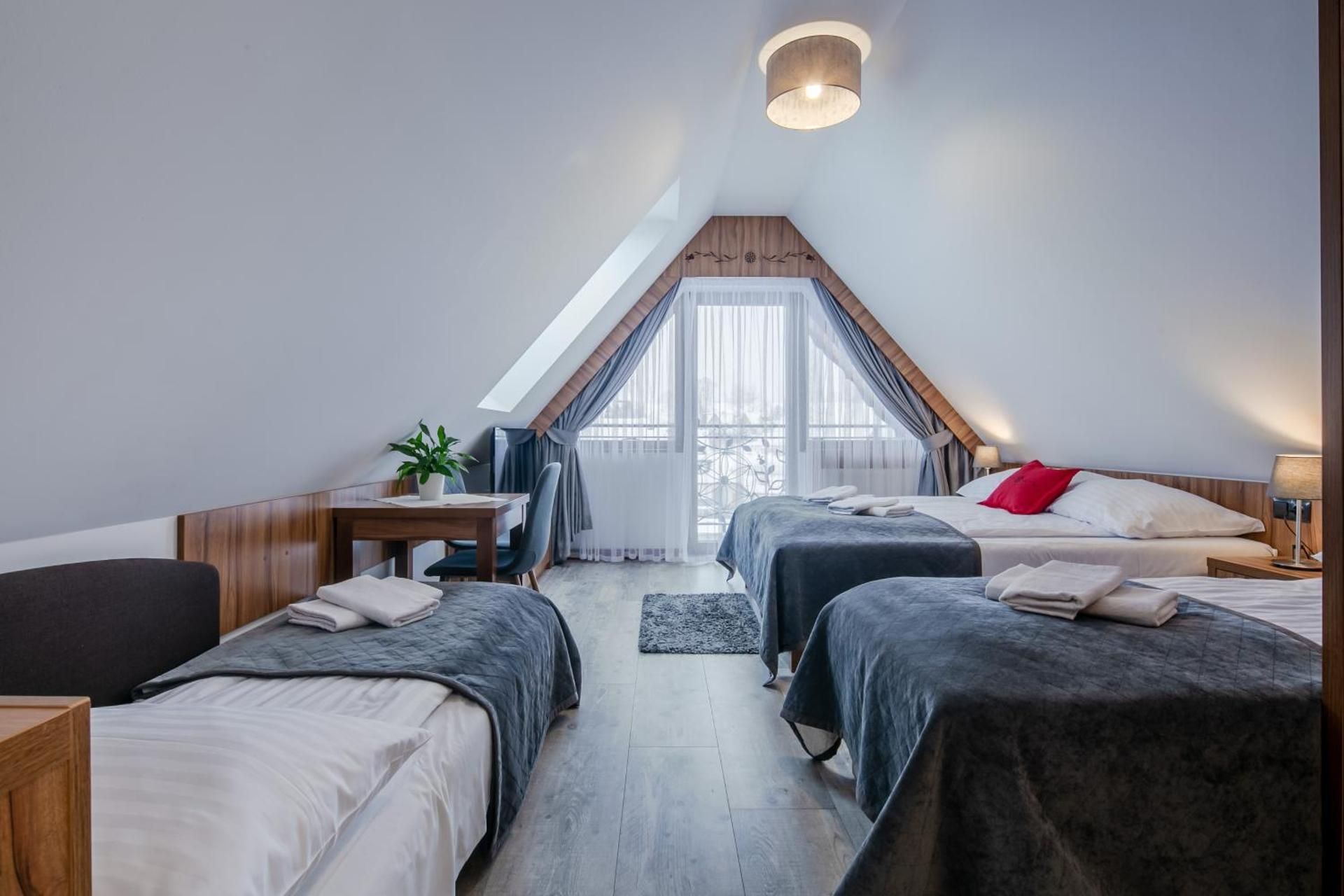 Deluxe Quadruple Room