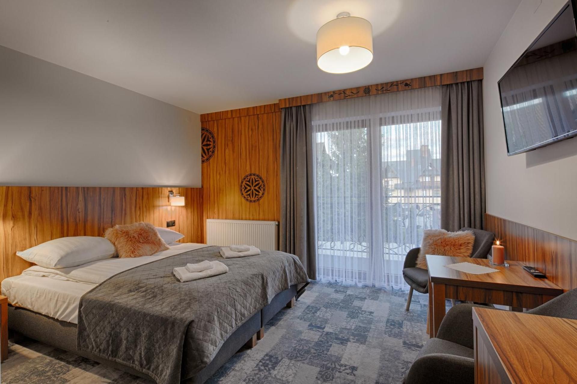 Deluxe Double Room with Balcony