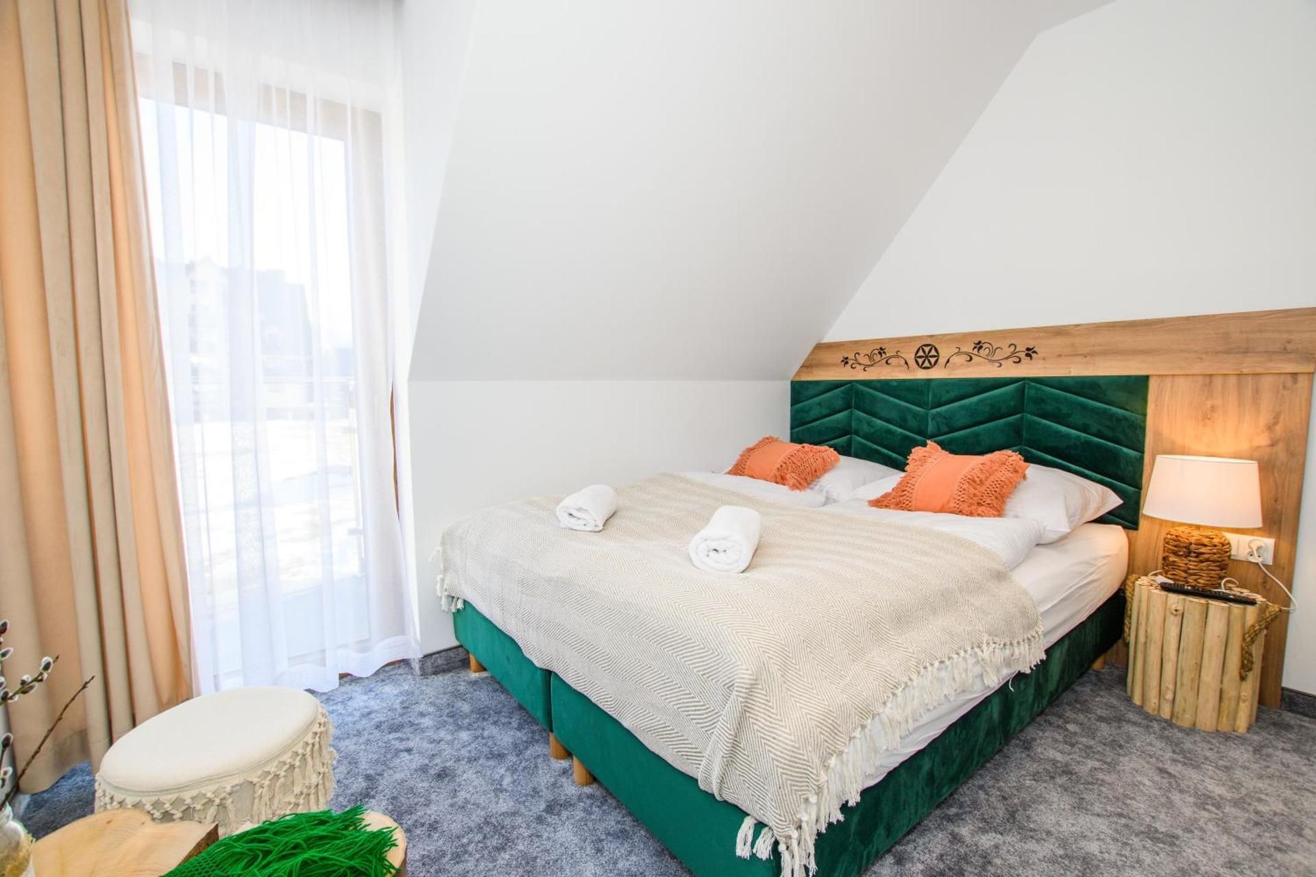 Double Room with Mountain View