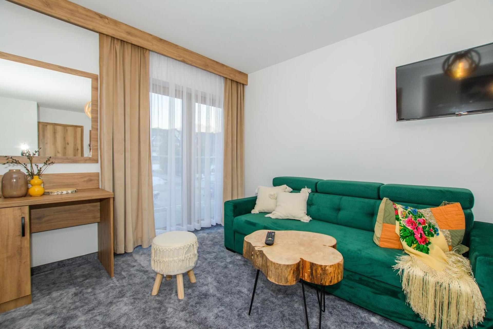 Family Room with Mountain View
