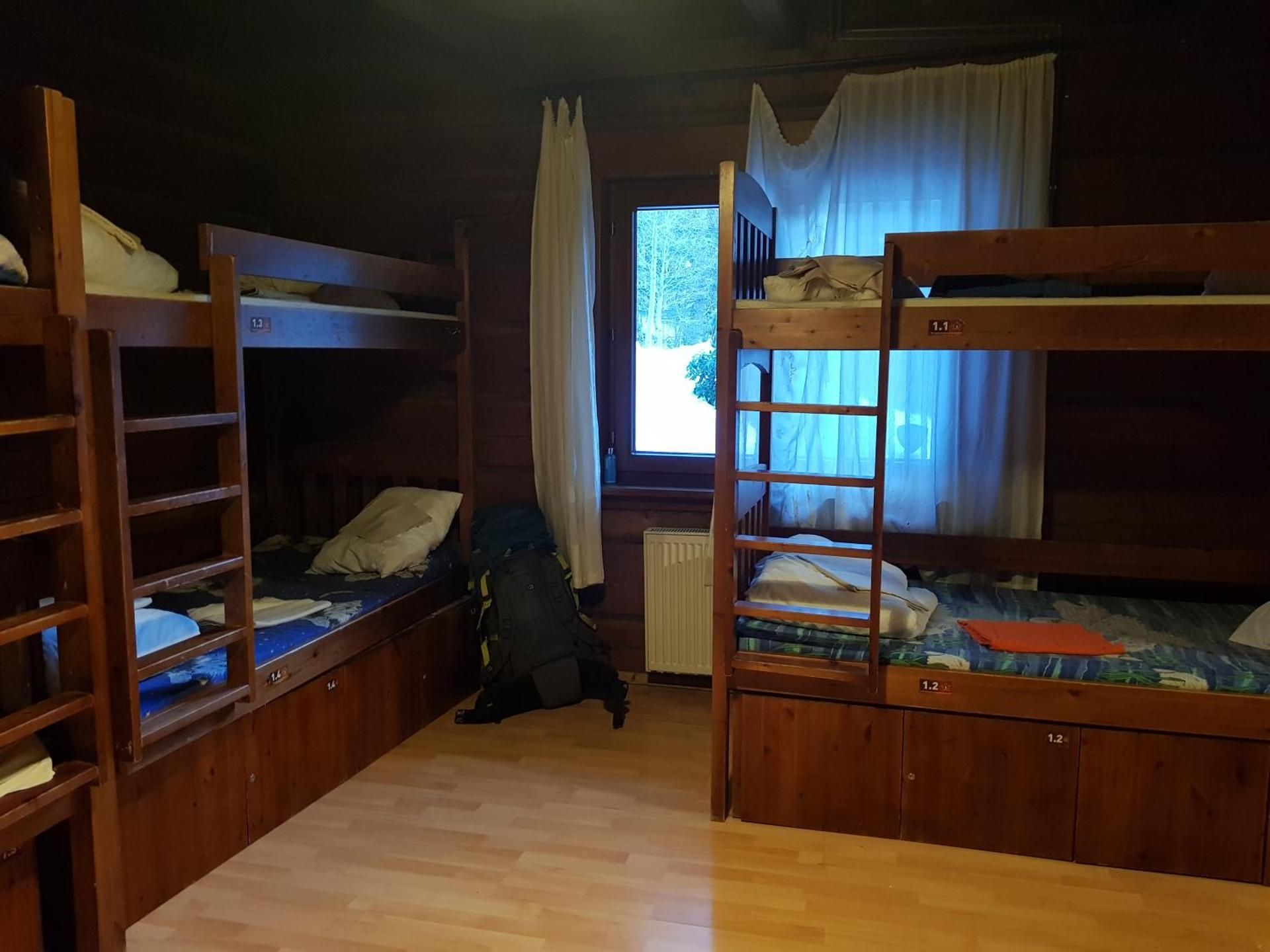 Bed in 8-Person bedroom