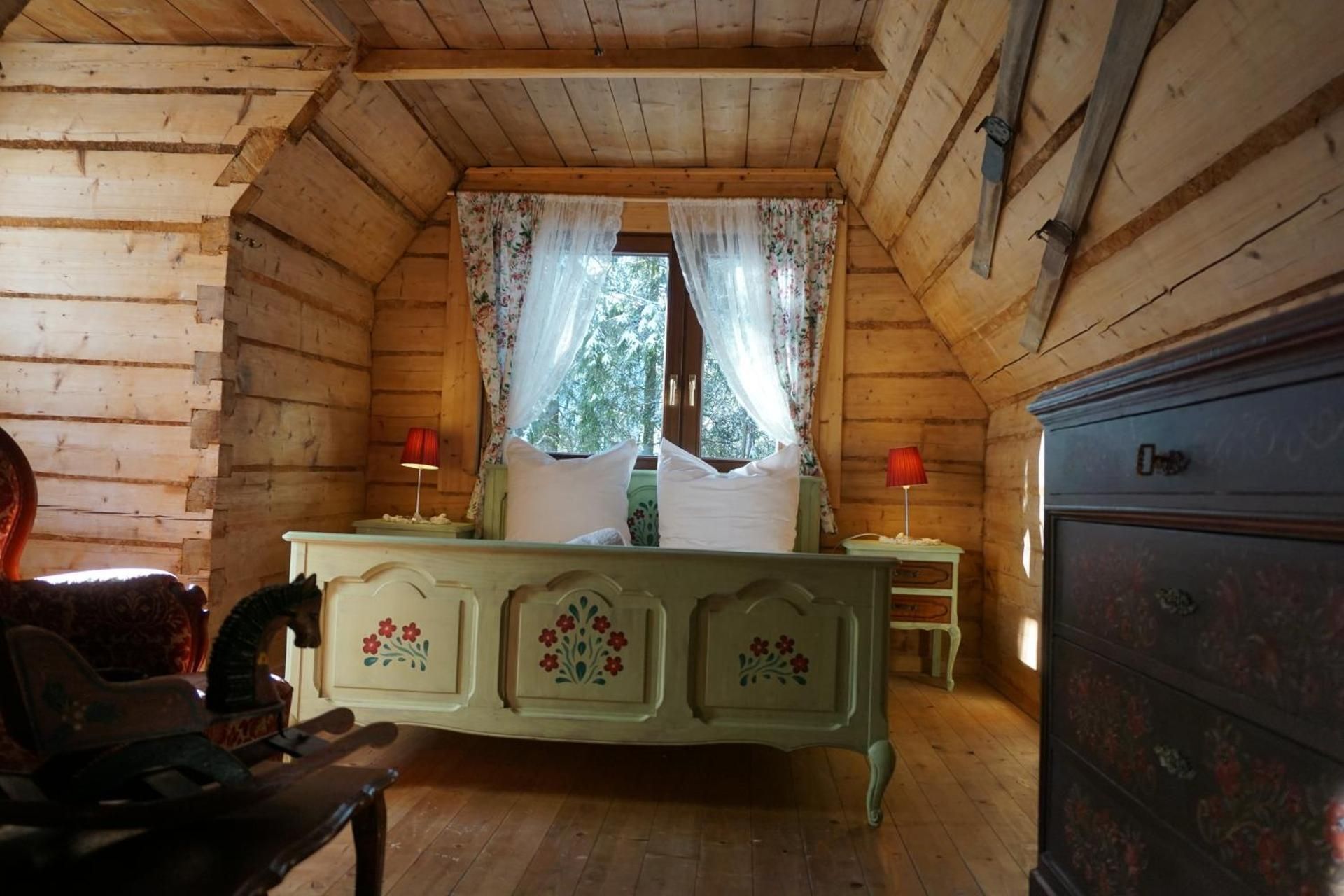 Double Room with Shared Bathroom