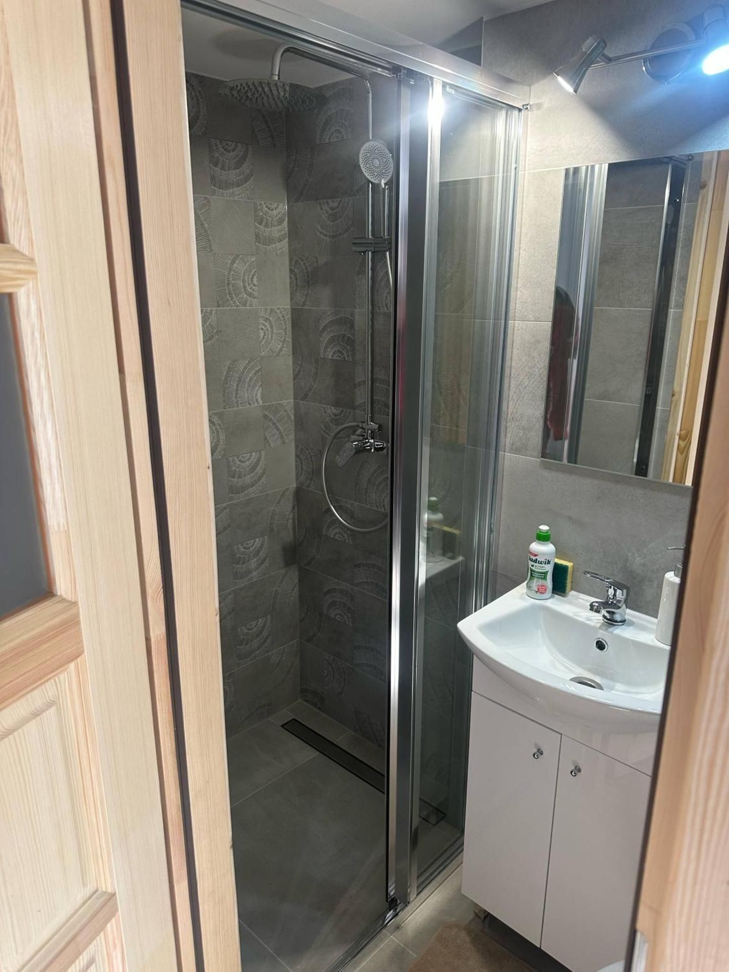 Large Single Room