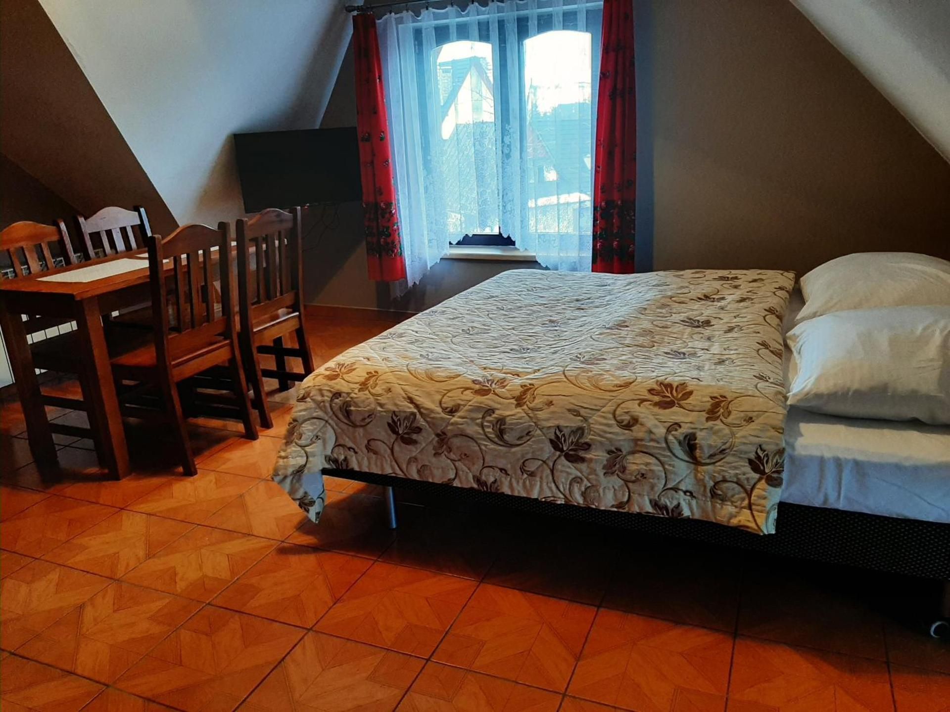 Standard King Room
