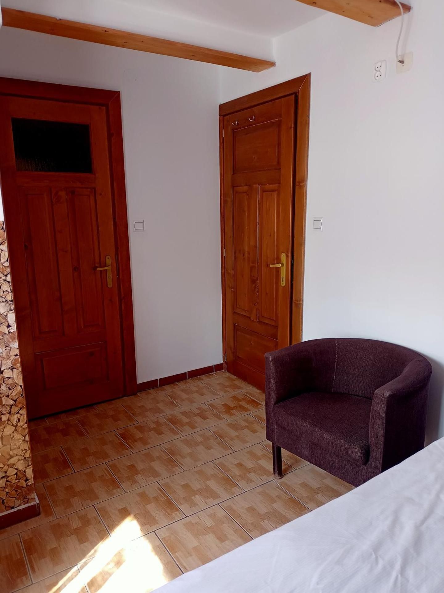 Small Single Room