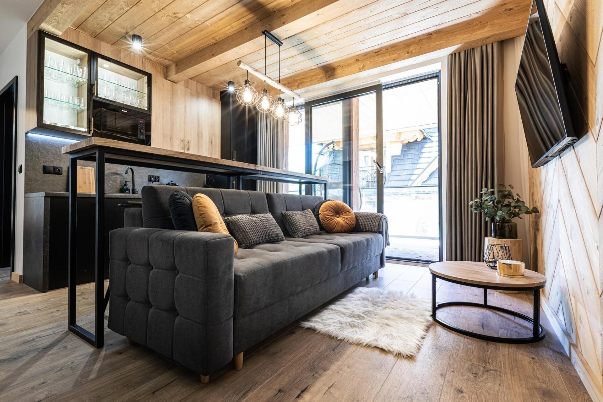 Apartment with Balcony