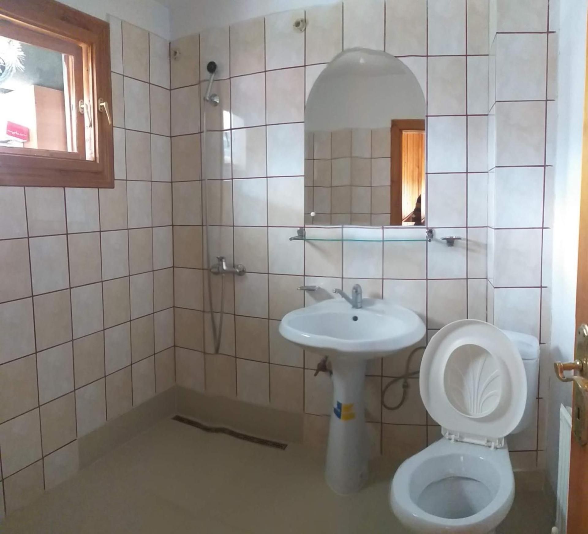 Triple Room with Private External Bathroom