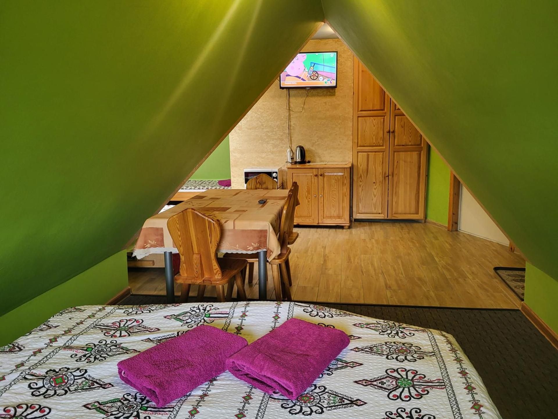 Triple Room
