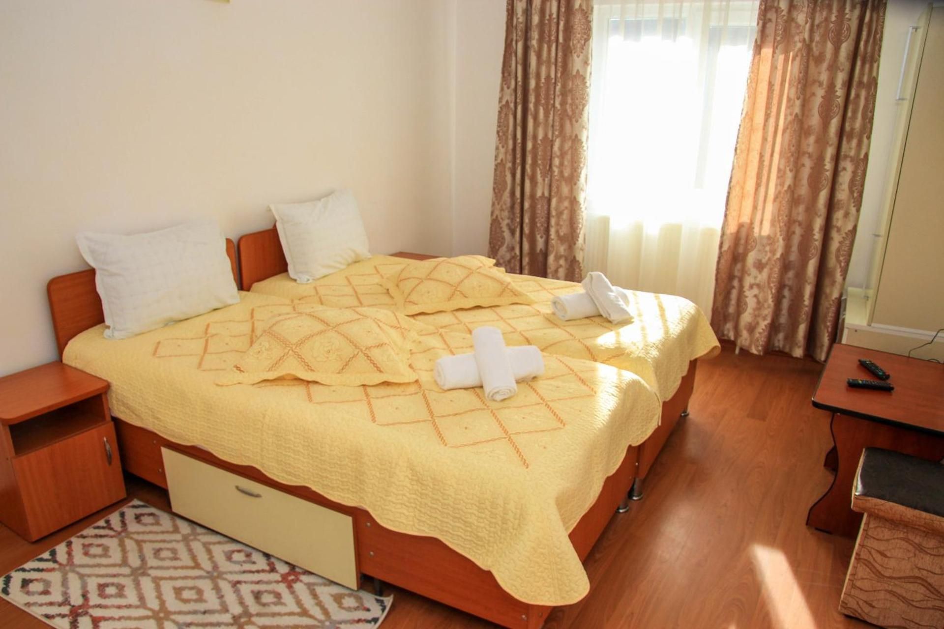 Triple Room with Private Bathroom