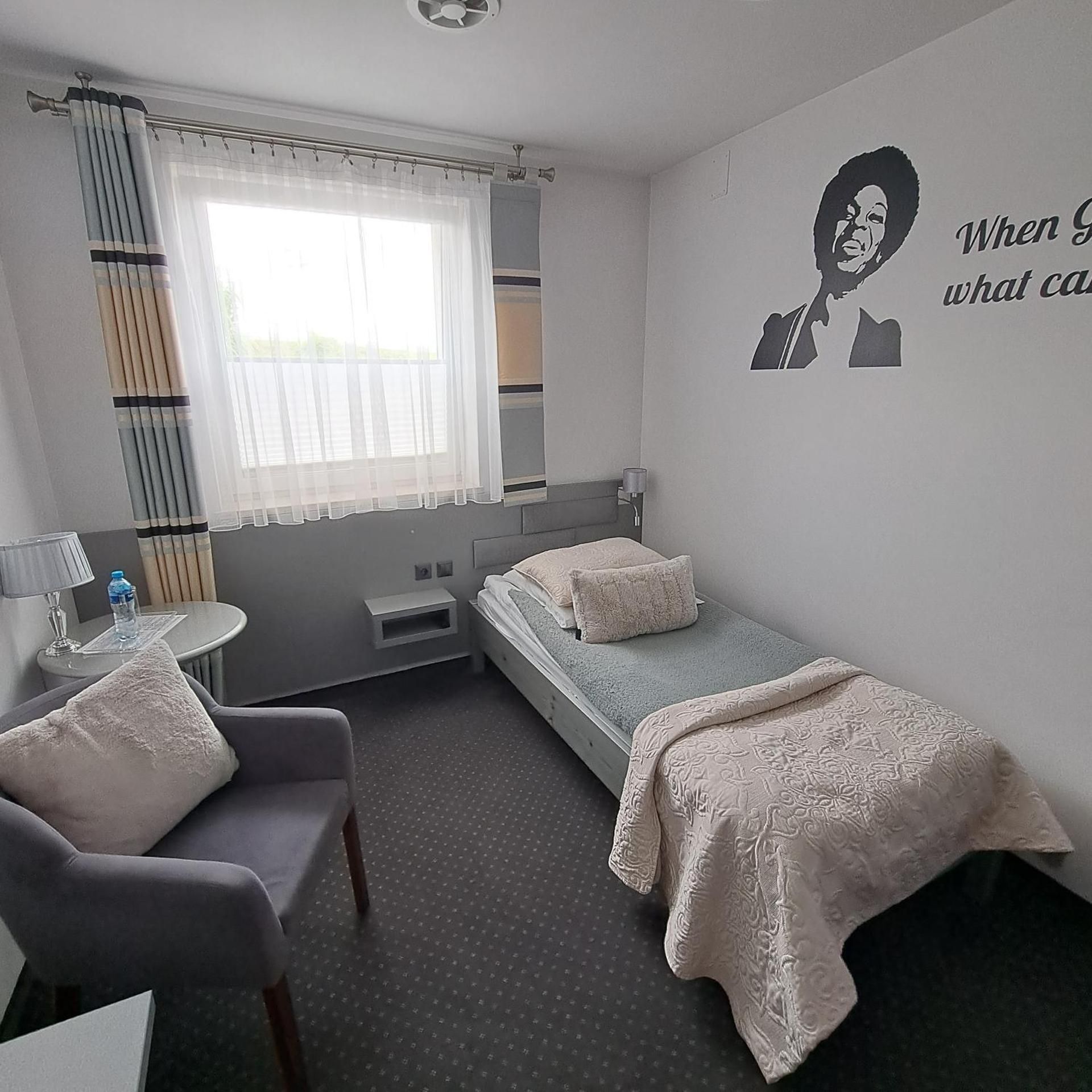Comfort Single Room