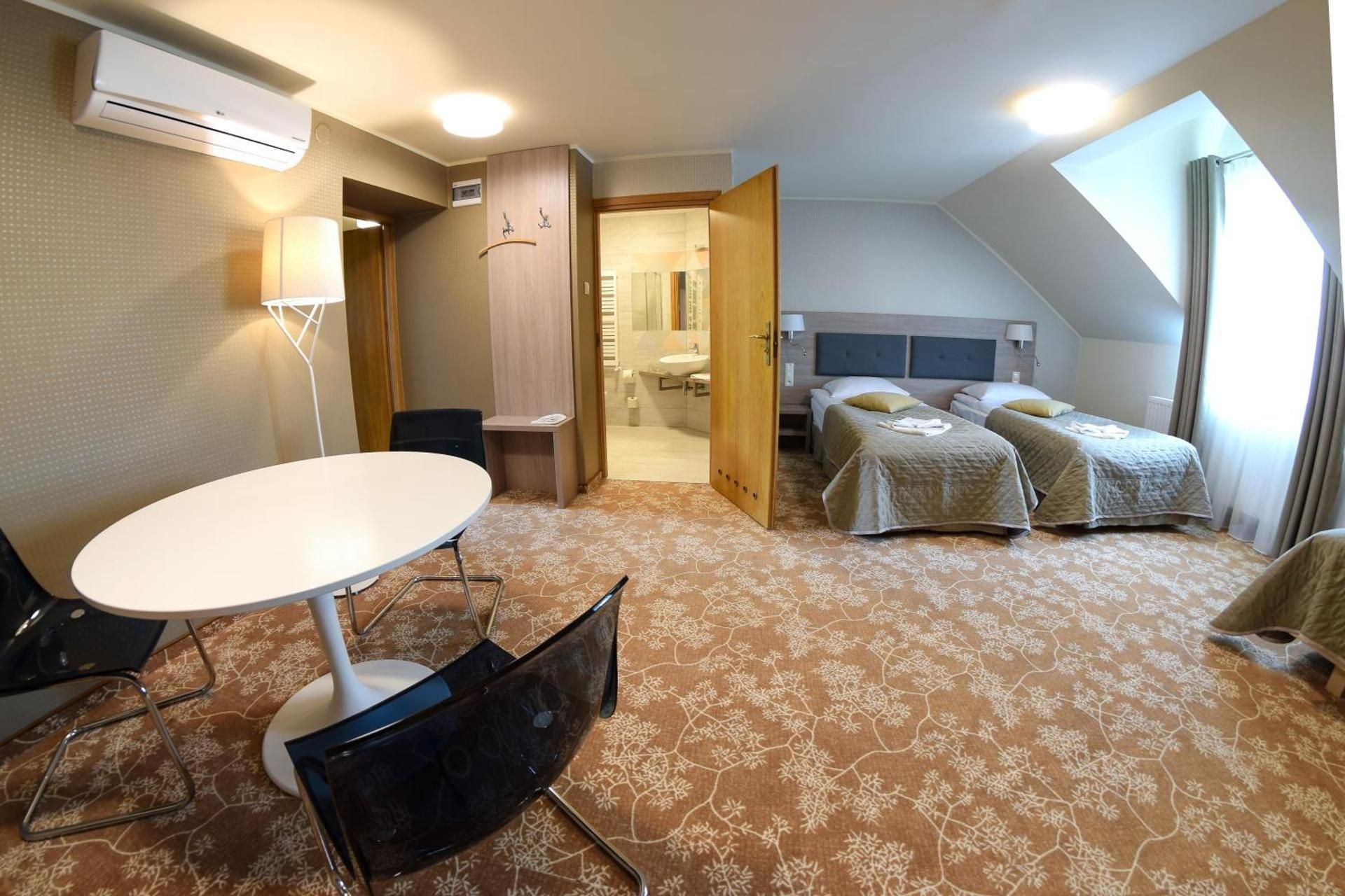 Deluxe Triple Room