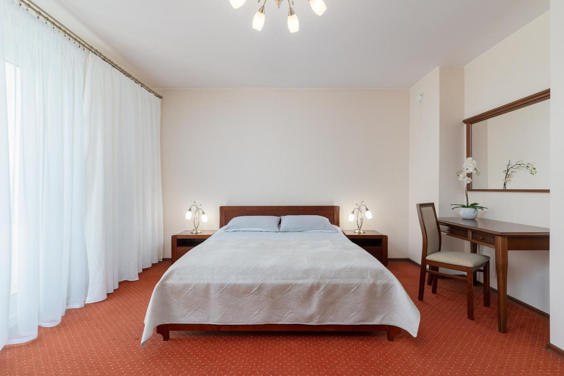 One-Bedroom Suite