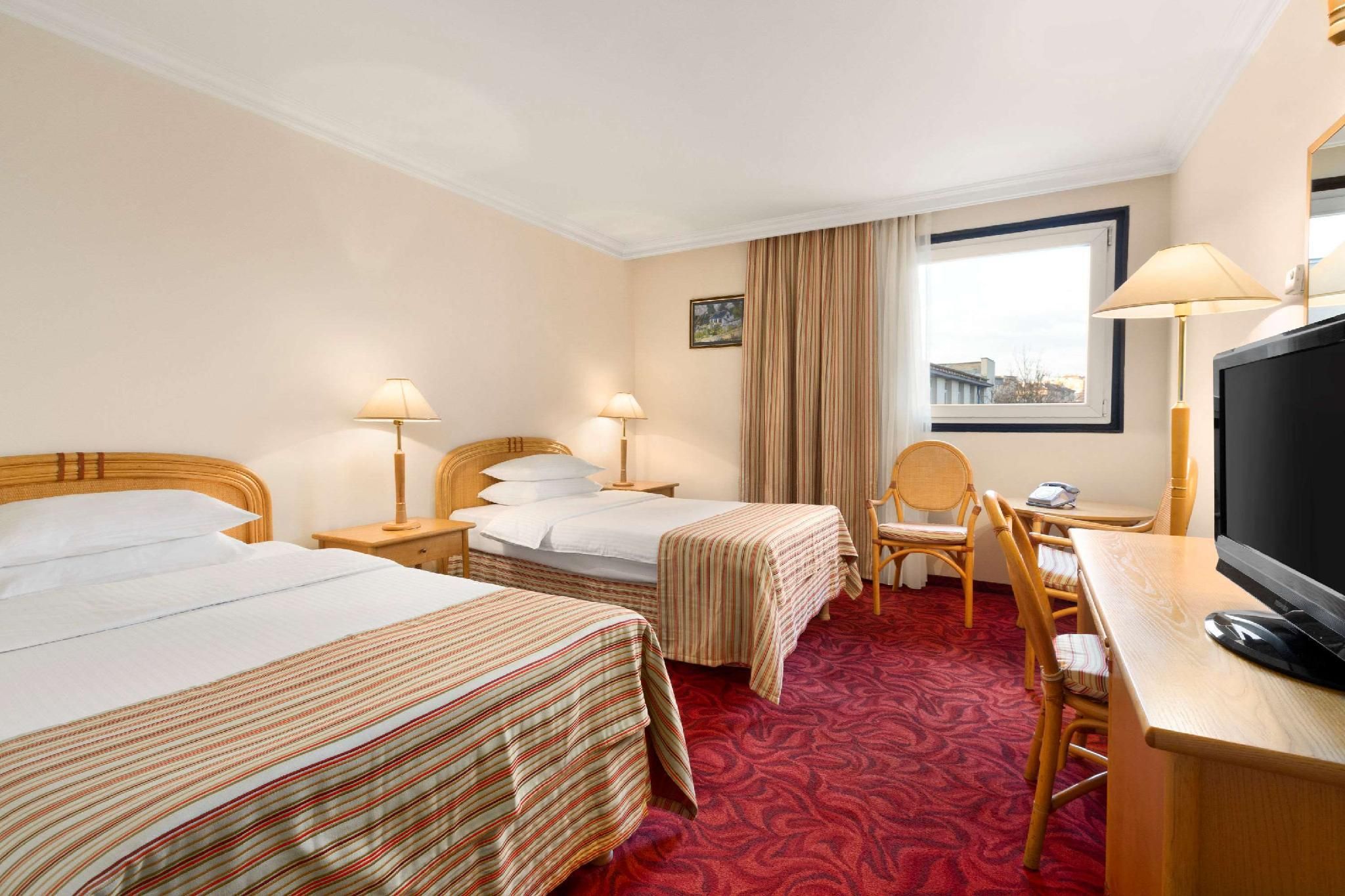 2 Twin Beds Accessible Room Non-Smoking