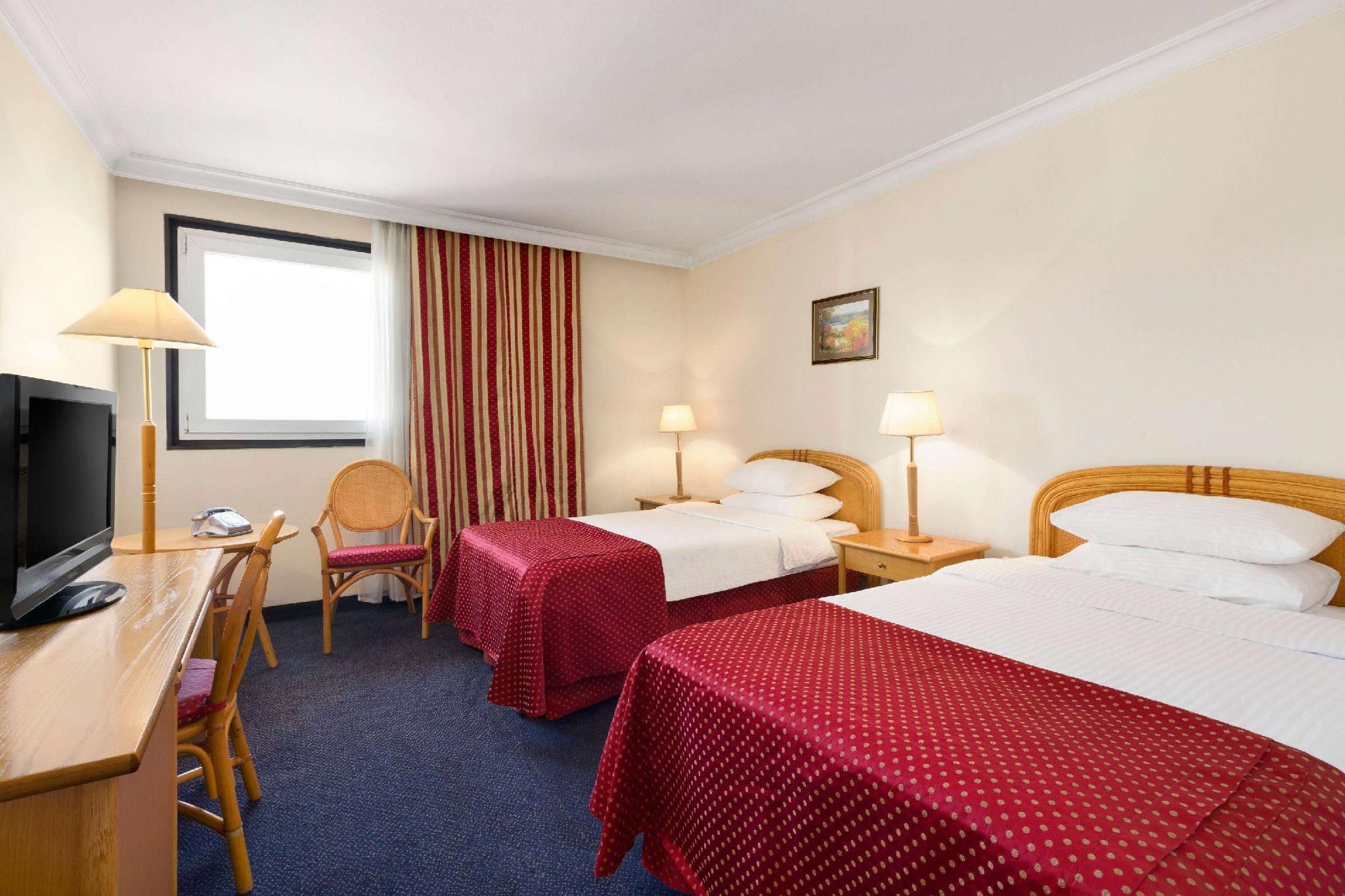 2 Twin Beds Room Non-Smoking
