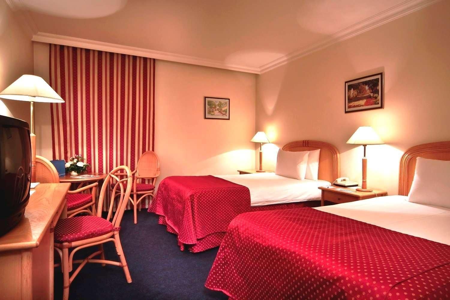 2 Twin Beds Superior Room Non-Smoking