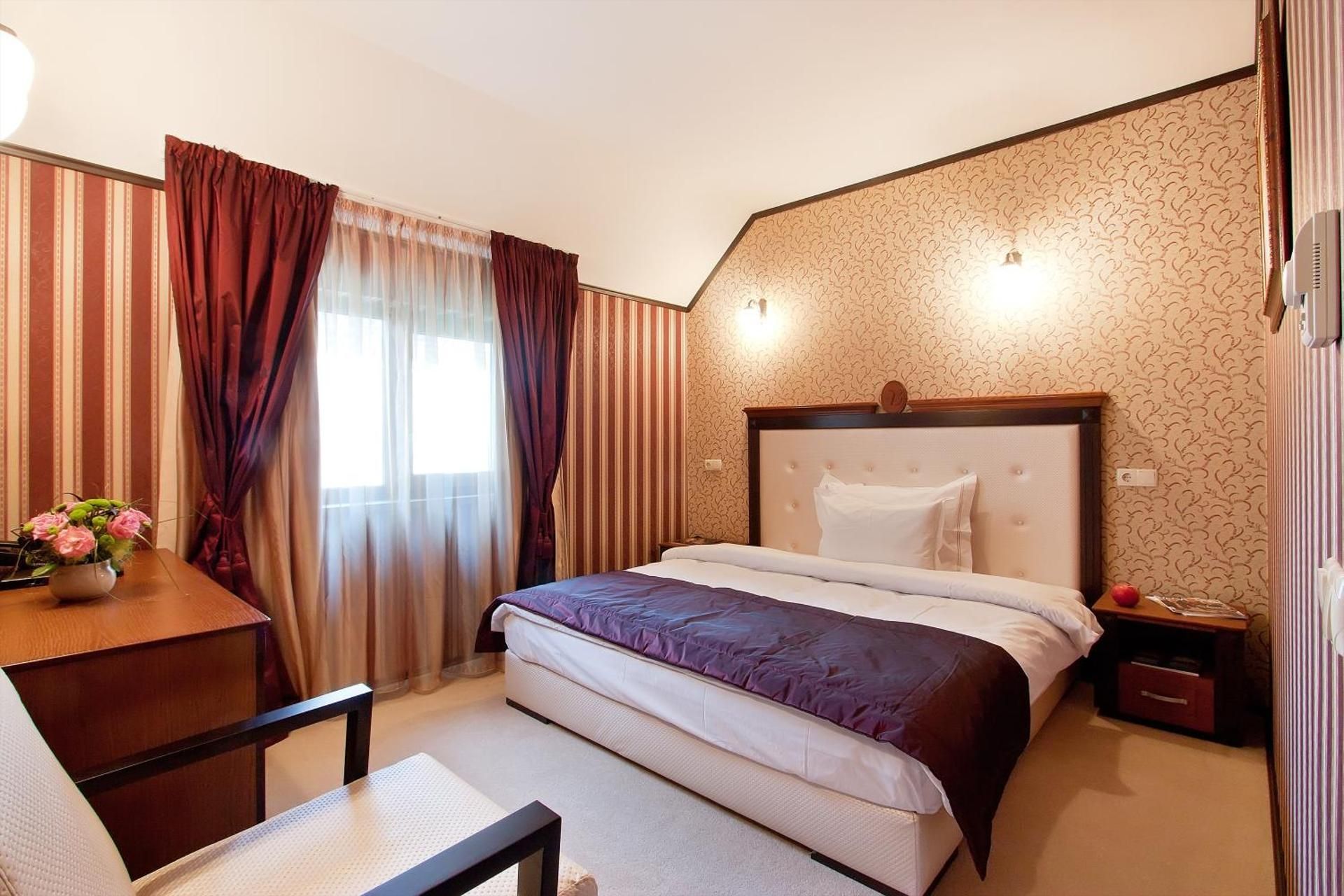 Superior Queen Suite