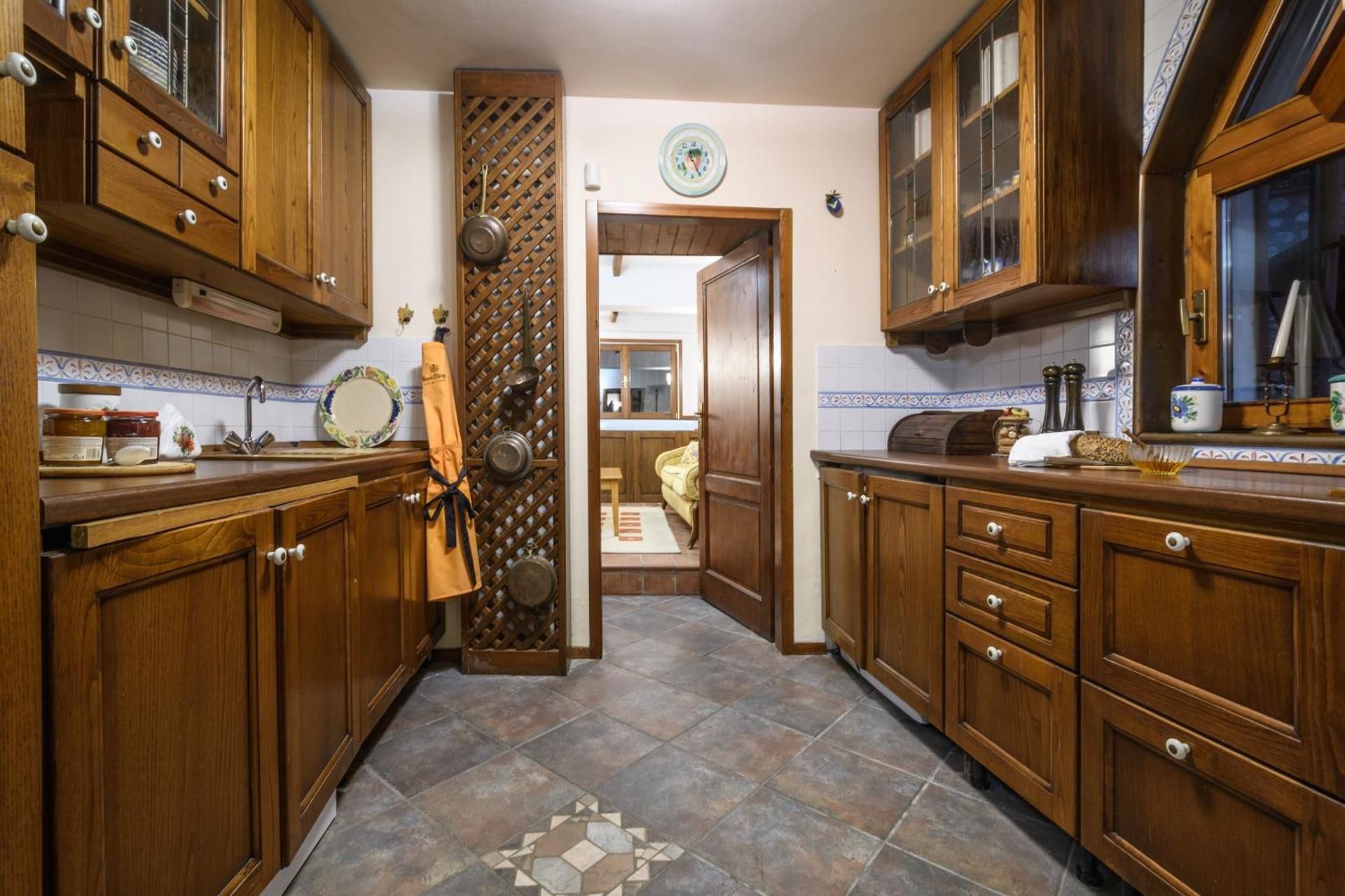 Deluxe Villa with Jacuzzi and Billiard