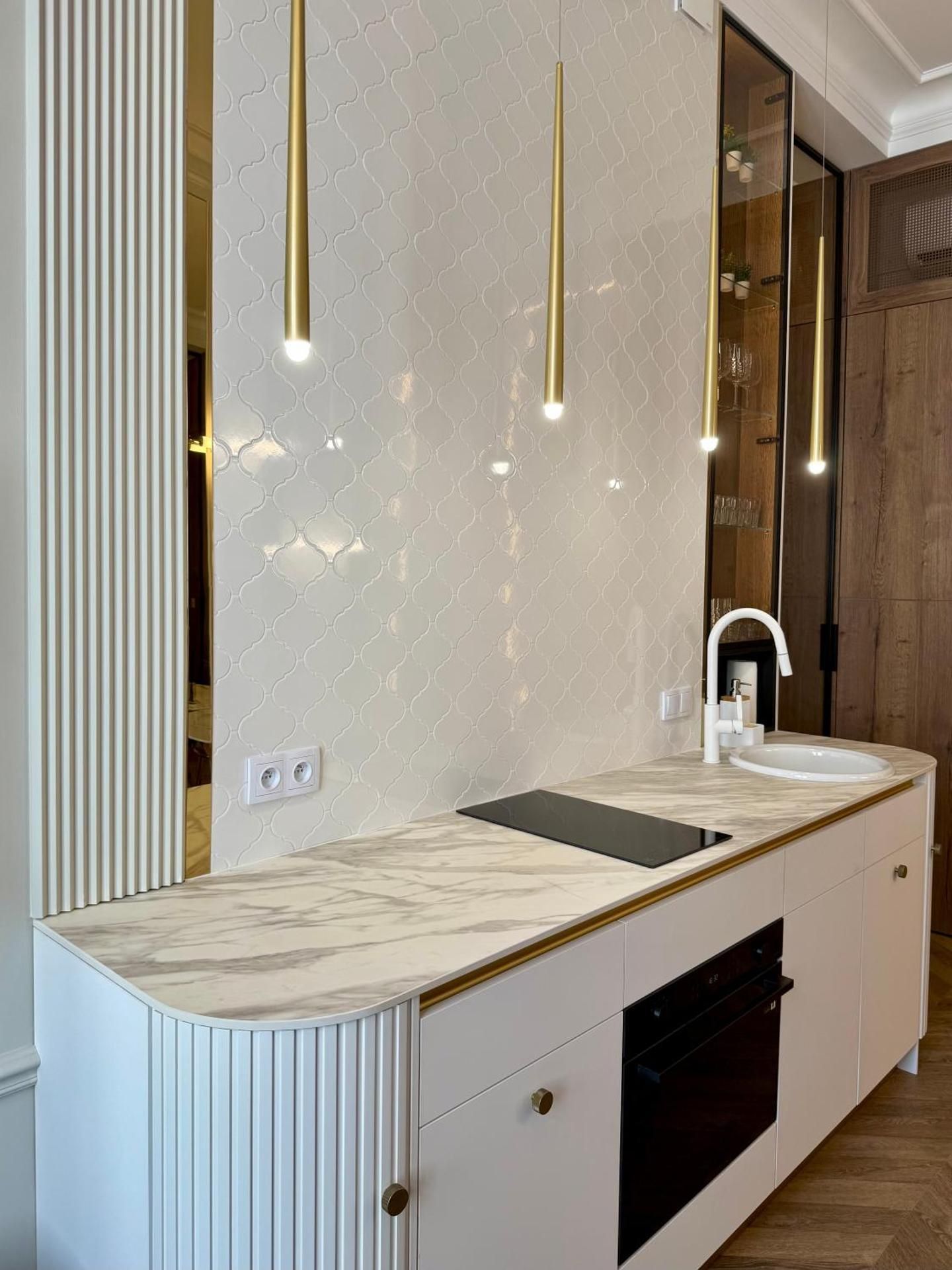 Deluxe One-Bedroom Apartment with City View