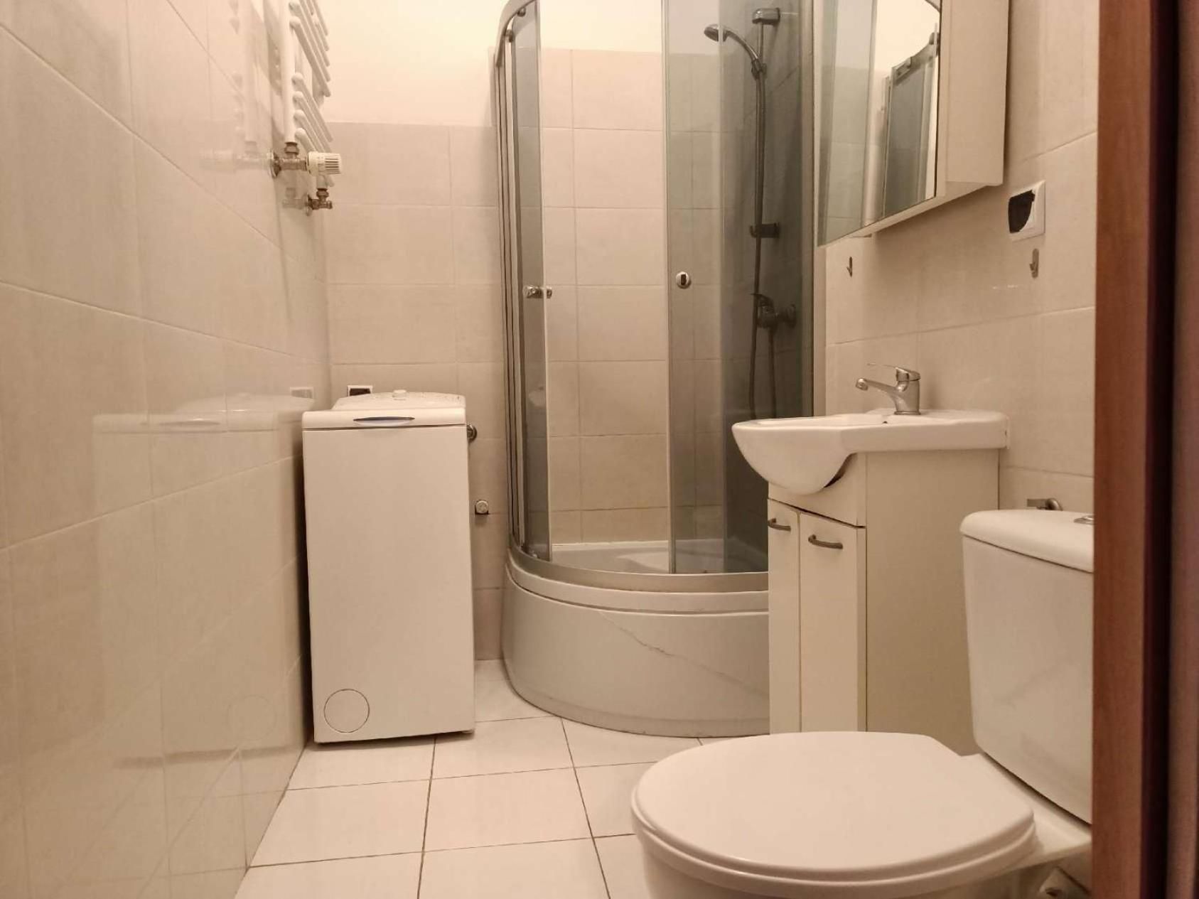 Large Single Room