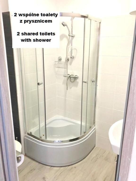 Apartment With Shared Bathroom