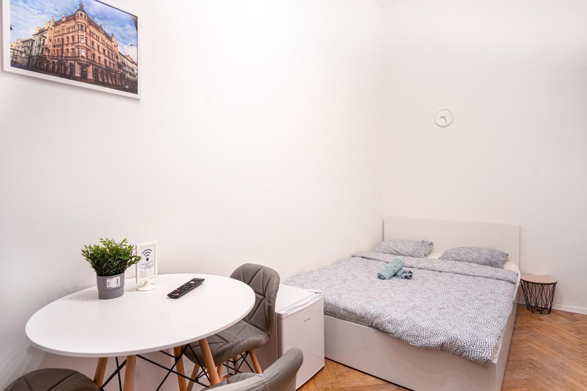 Quadruple Room with Shared Bathroom
