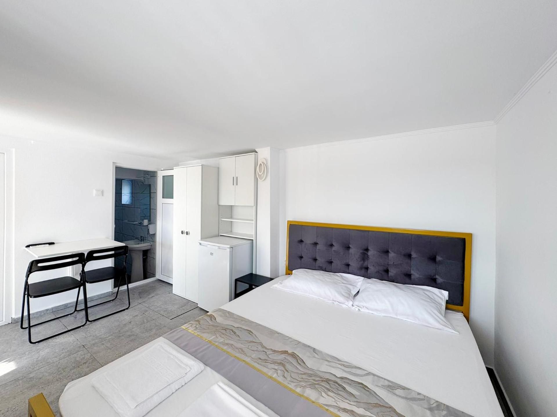 Triple Room with Private Bathroom